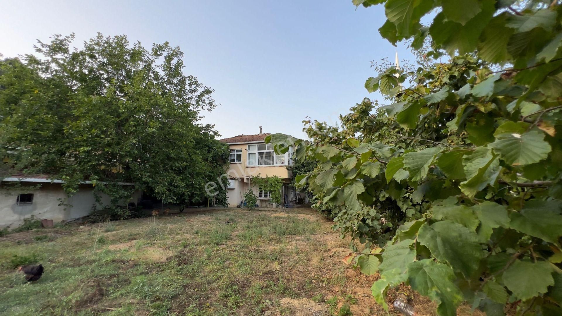 Beykoz'da Müstakil Evli Satılık 960.m2 Arsa - Görsel 4