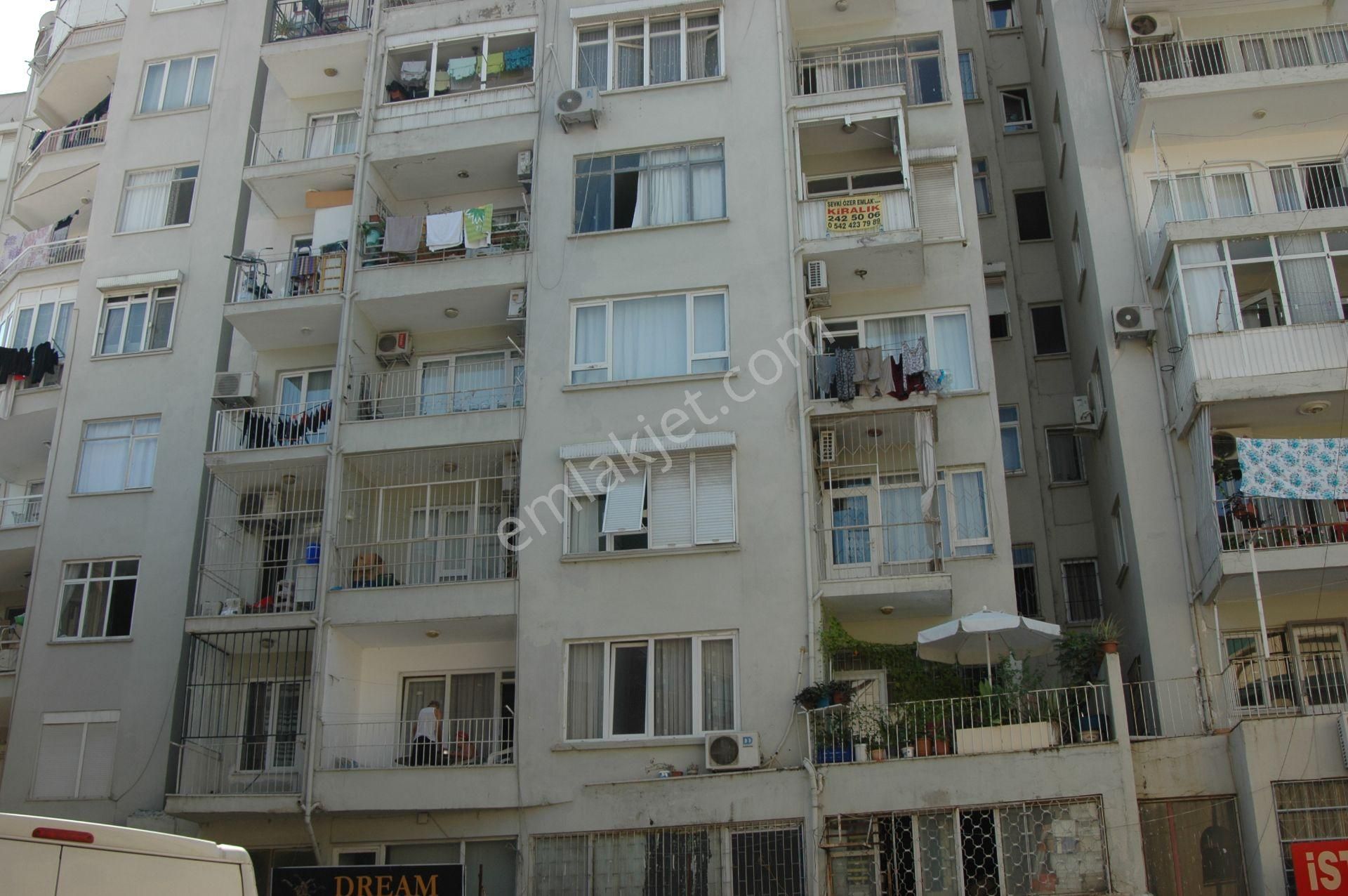 Muratpaşa Kızıltoprak Kiralık Daire Antalya Muratpaşa Ali Çetinkaya Caddesi 4 Kat 160m2 20.000tl