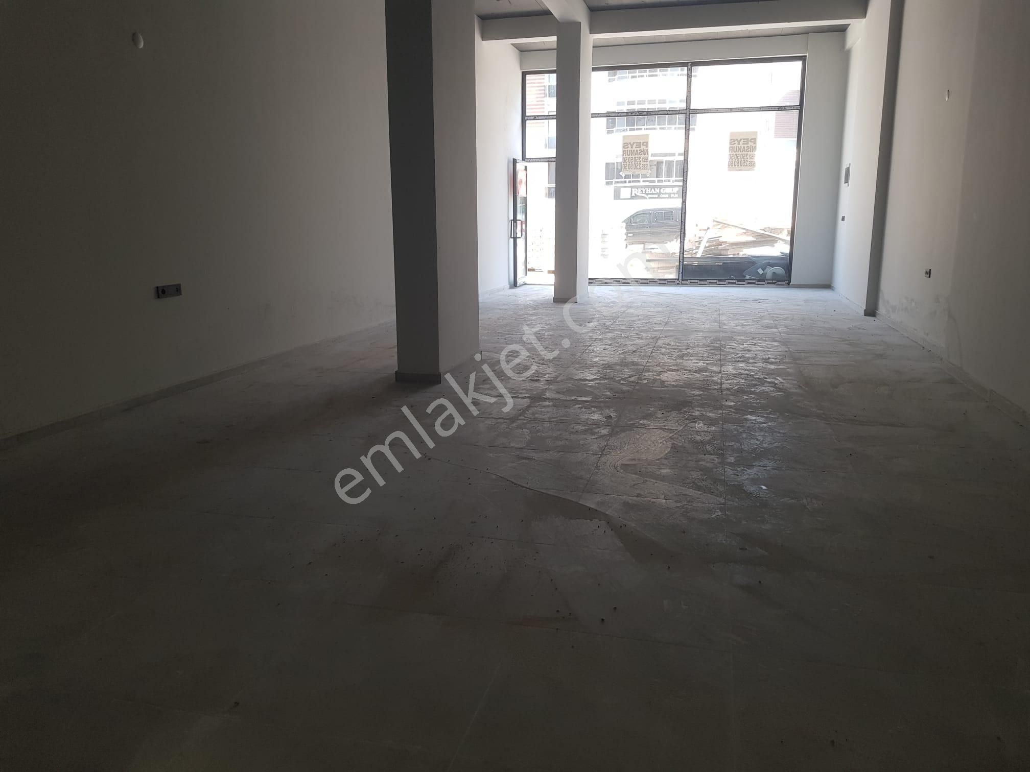 Millet Mahallesinde Sıfır Kiralık Köşe Dükkan - Görsel 6