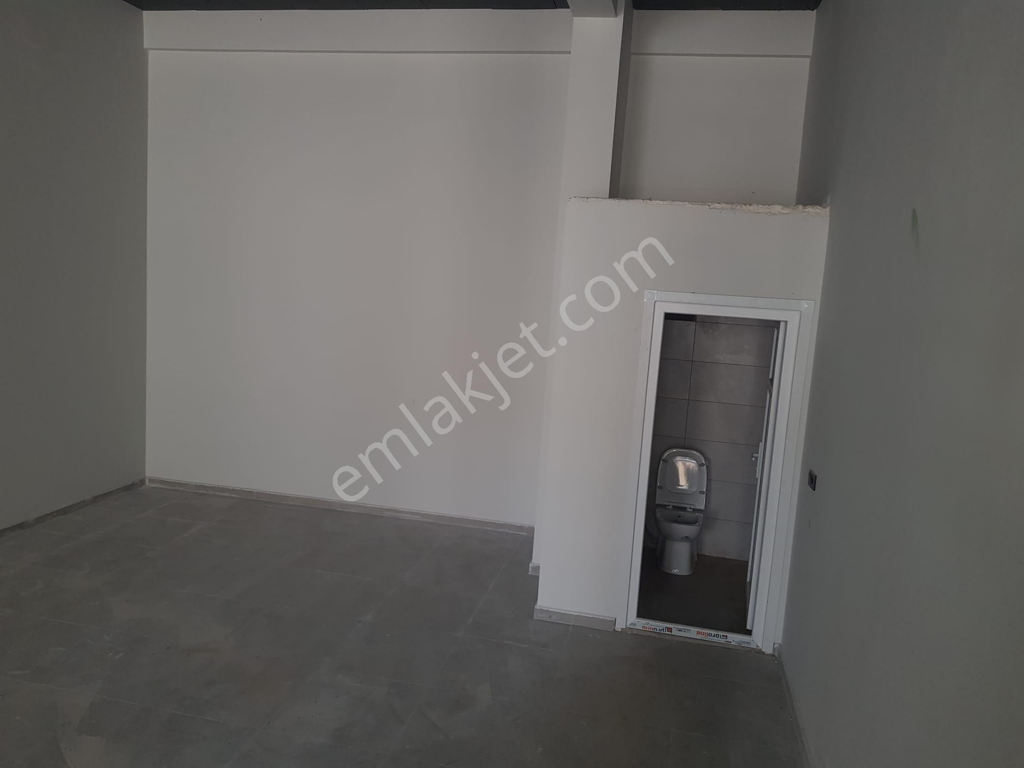 Millet Mahallesinde Sıfır Kiralık Köşe Dükkan - Görsel 5