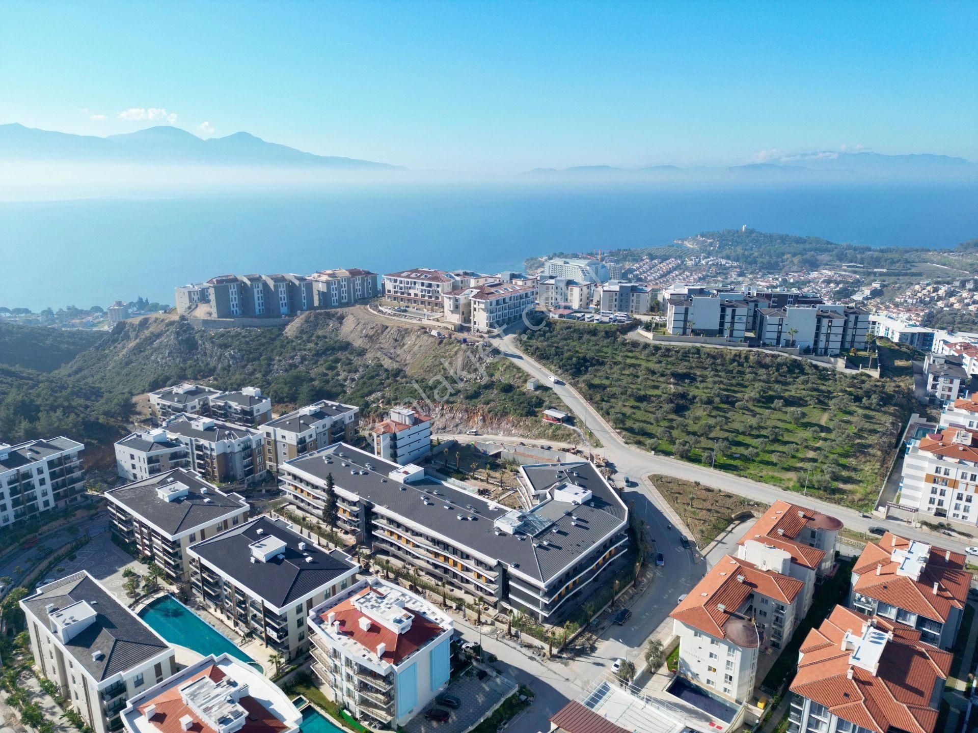 Kuşadası Değirmendere Satılık Daire Kuşadası Merkezde Havuzlu Sitede Satılık Lüks Daireler