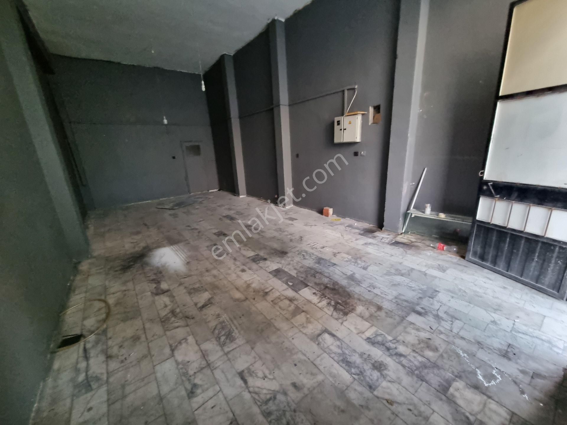 Kızılcahamam Caddesinde Satılık Düz Zemin 55m2 Dükkan 5.metre Cadde Cepheli - Görsel 9