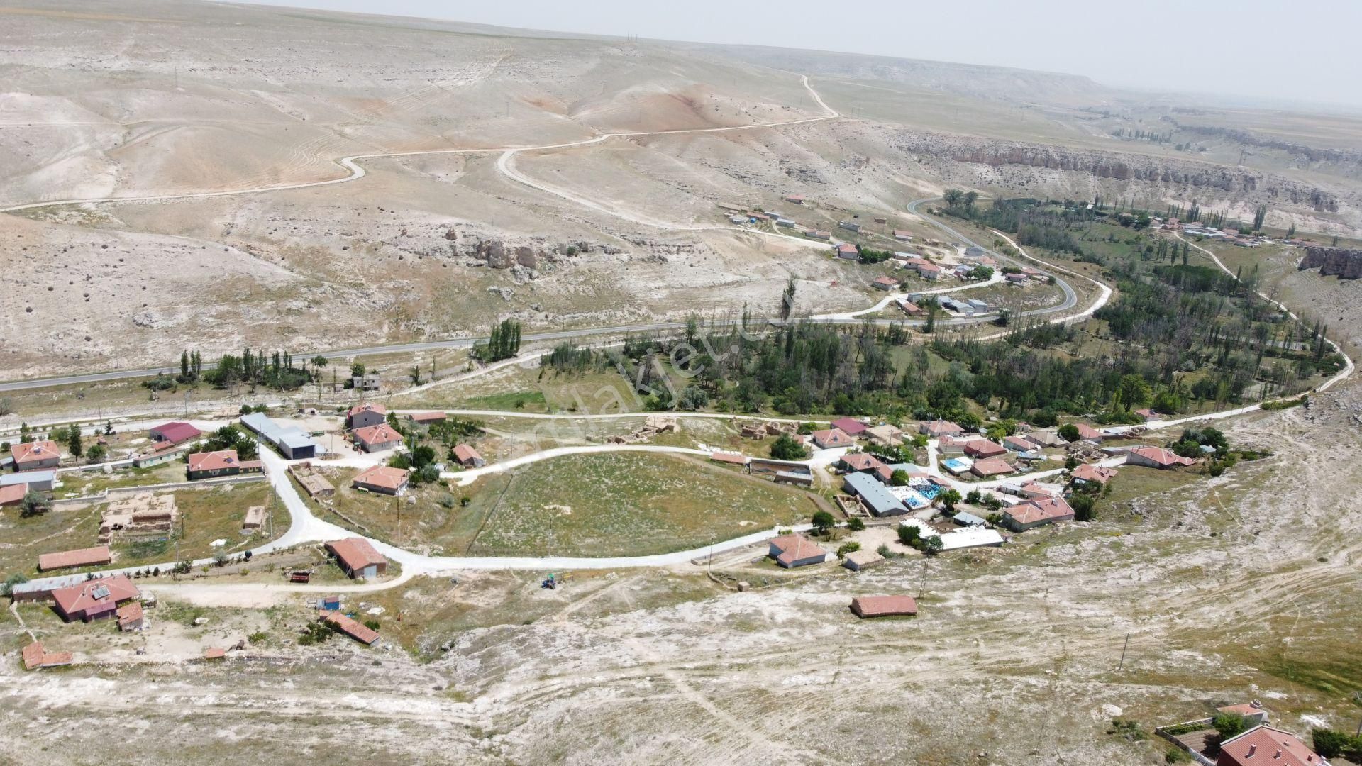 Cihanbeyli İnsuyu Satılık Tarla Cihanbeyli İnsuyunda 432 M2 Müstakil Tapulu Konut İmarlı Arsa