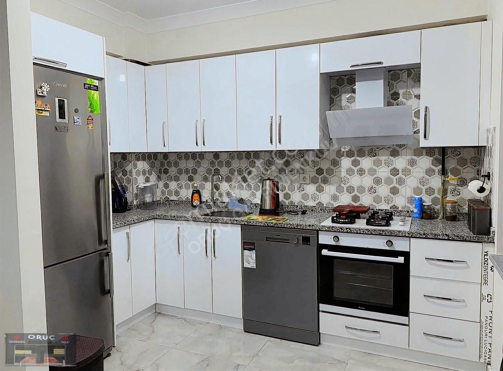 Hendek Yeni Satılık Daire Oruç Gayrimenkul'den Oba Sitesinde 2+1 90m2 Satılık Daire