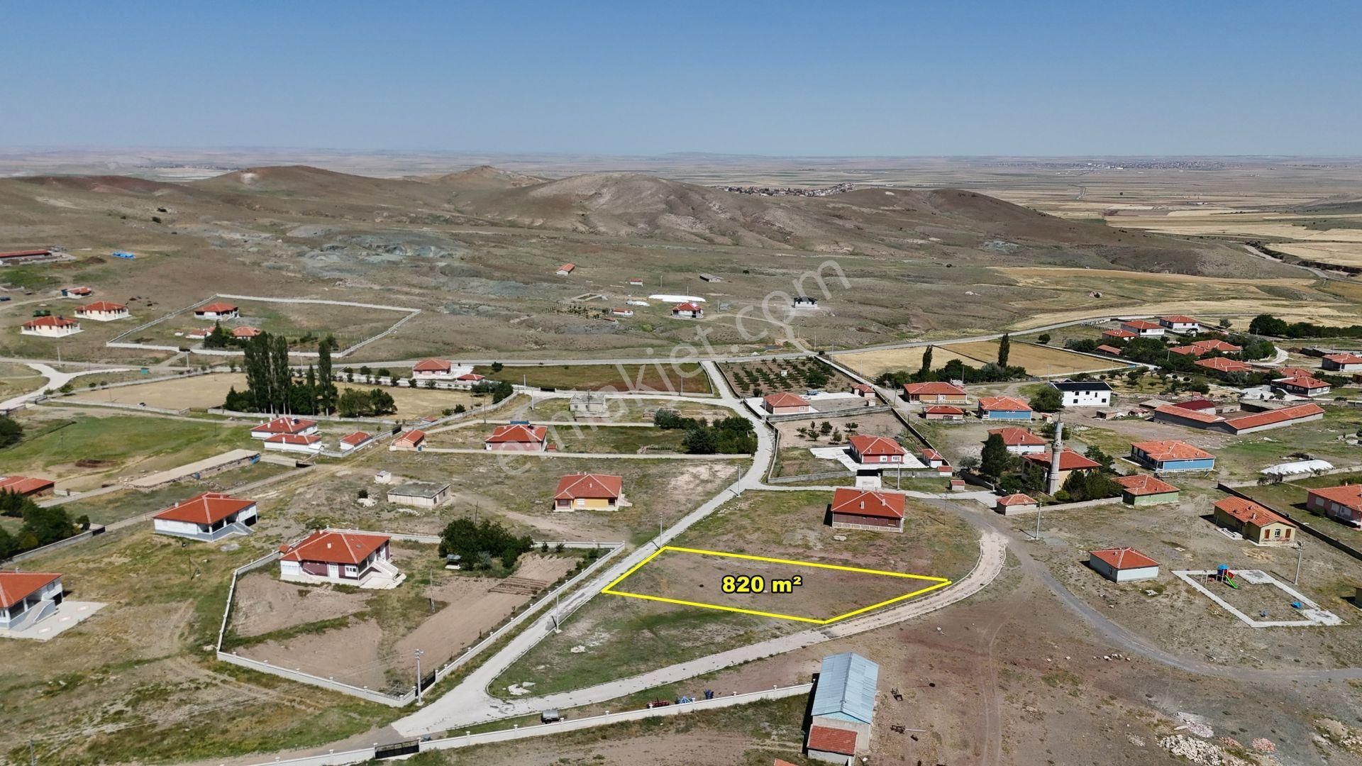 Cihanbeyli Küçükbeşkavak Satılık Konut İmarlı Cihanbeyli Küçükbeşkavak'da 820 M2 Müstakil Tapulu Konut İmarlı Arsa