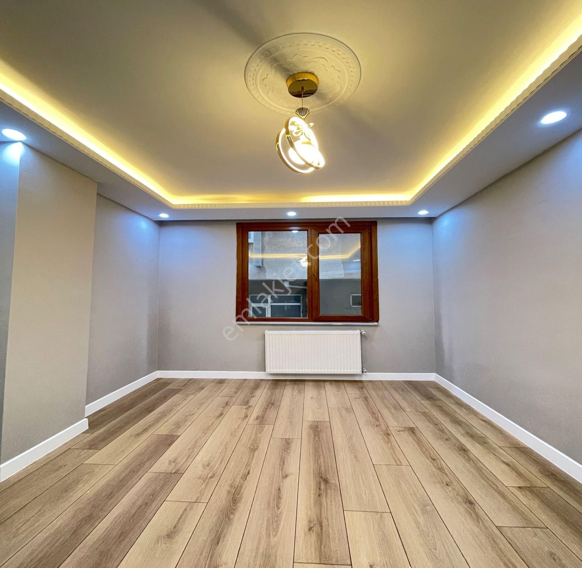 Metrobüse Yakın Otoparklı Full Dekorlu 2+1 Satılık 1. Kat Daire - Görsel 16