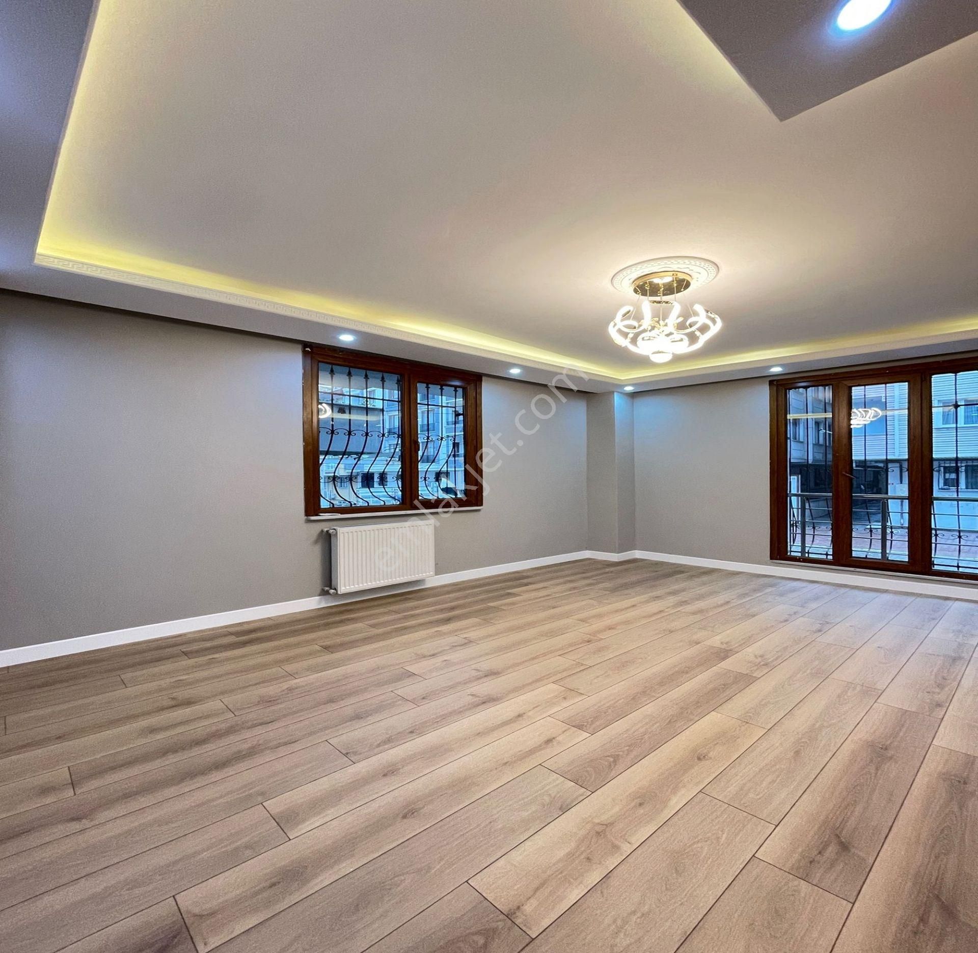 Metrobüse Yakın Otoparklı Full Dekorlu 2+1 Satılık 1. Kat Daire - Görsel 6