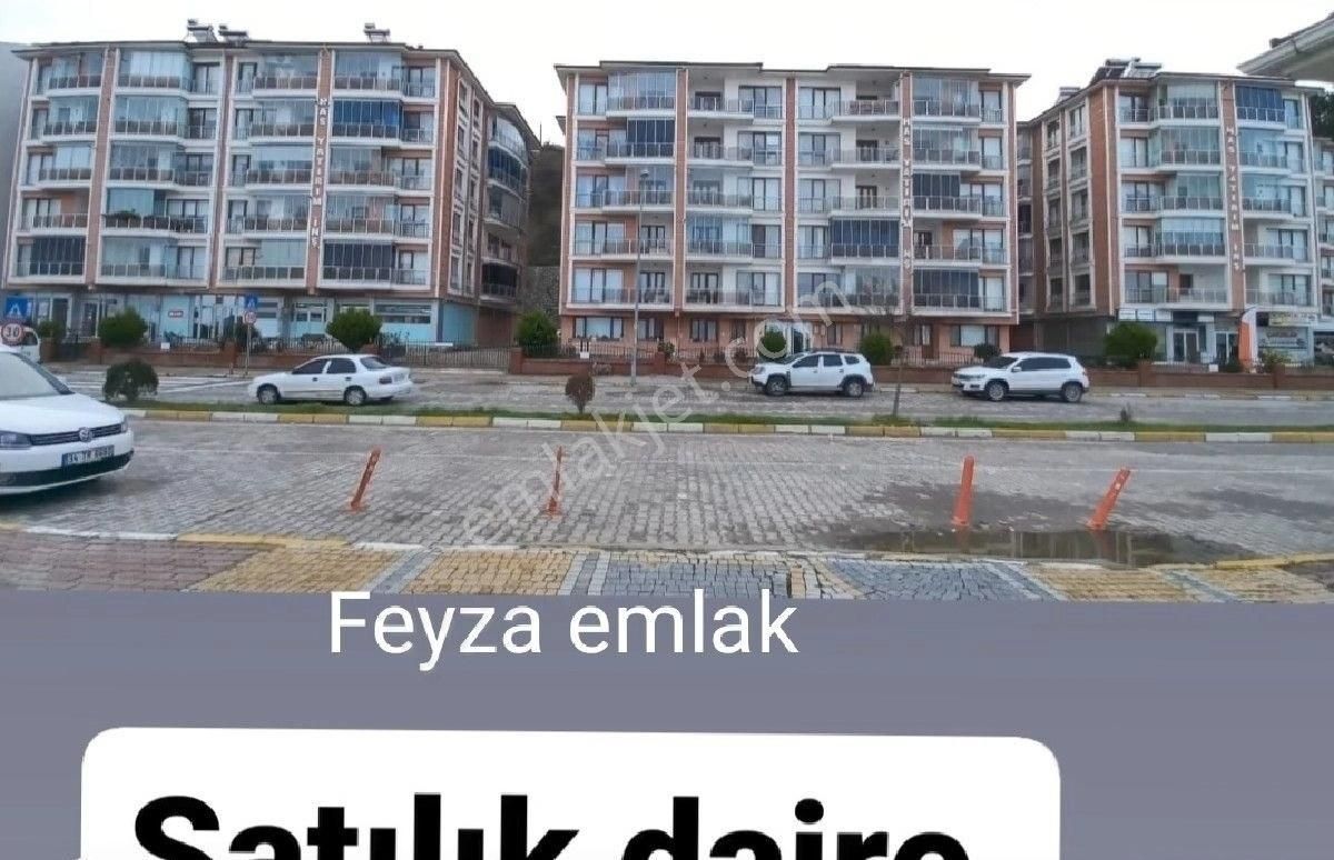 İnebolu Cünürye Satılık Daire Denize Sıfır Heyemola Sitesinde 3+1daire