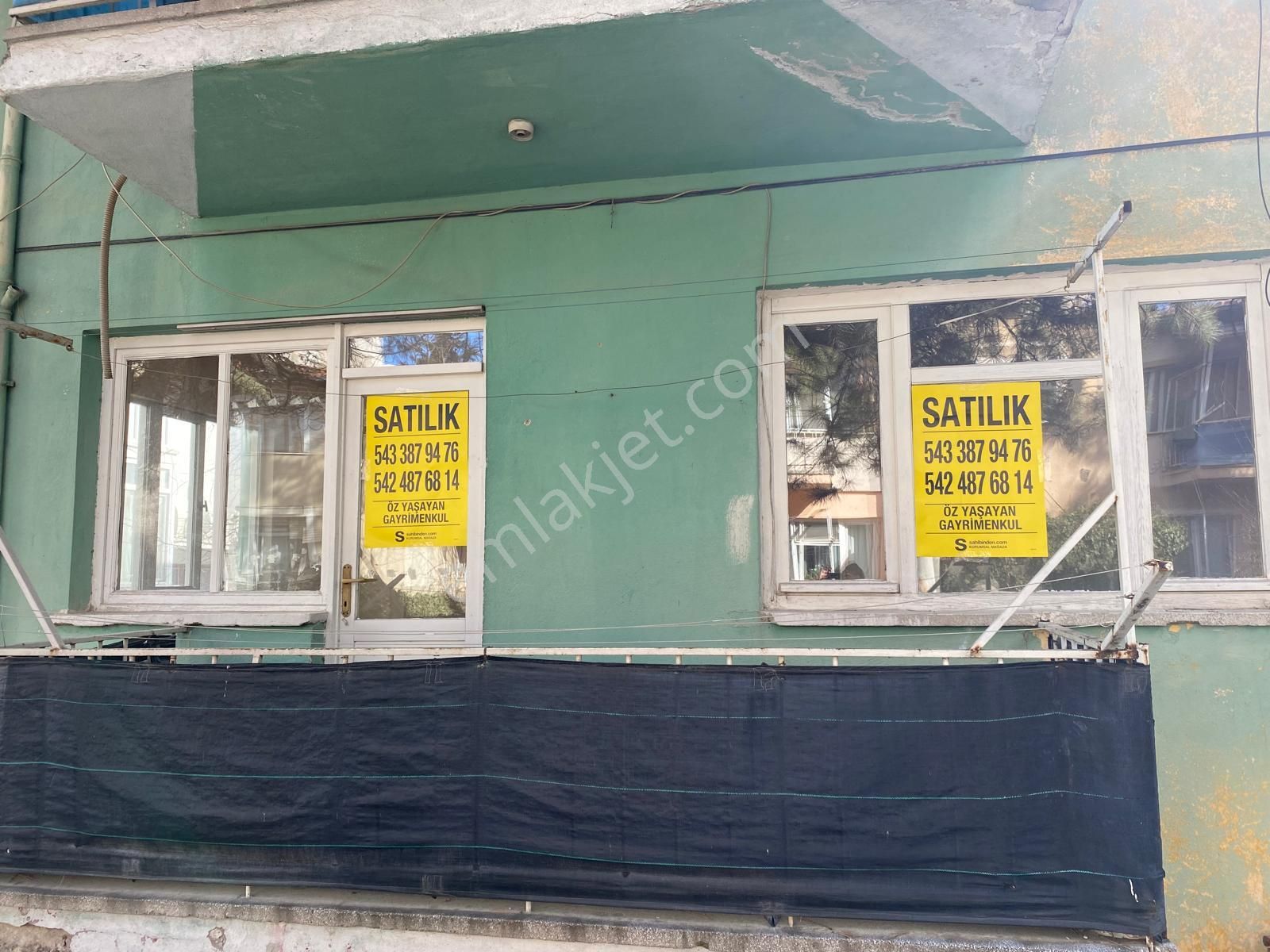 Öz Yaşayan Gayrimenkul'den Erturulgazi Mahalesin Çilem Caddesi Yakını 2+1 Daire