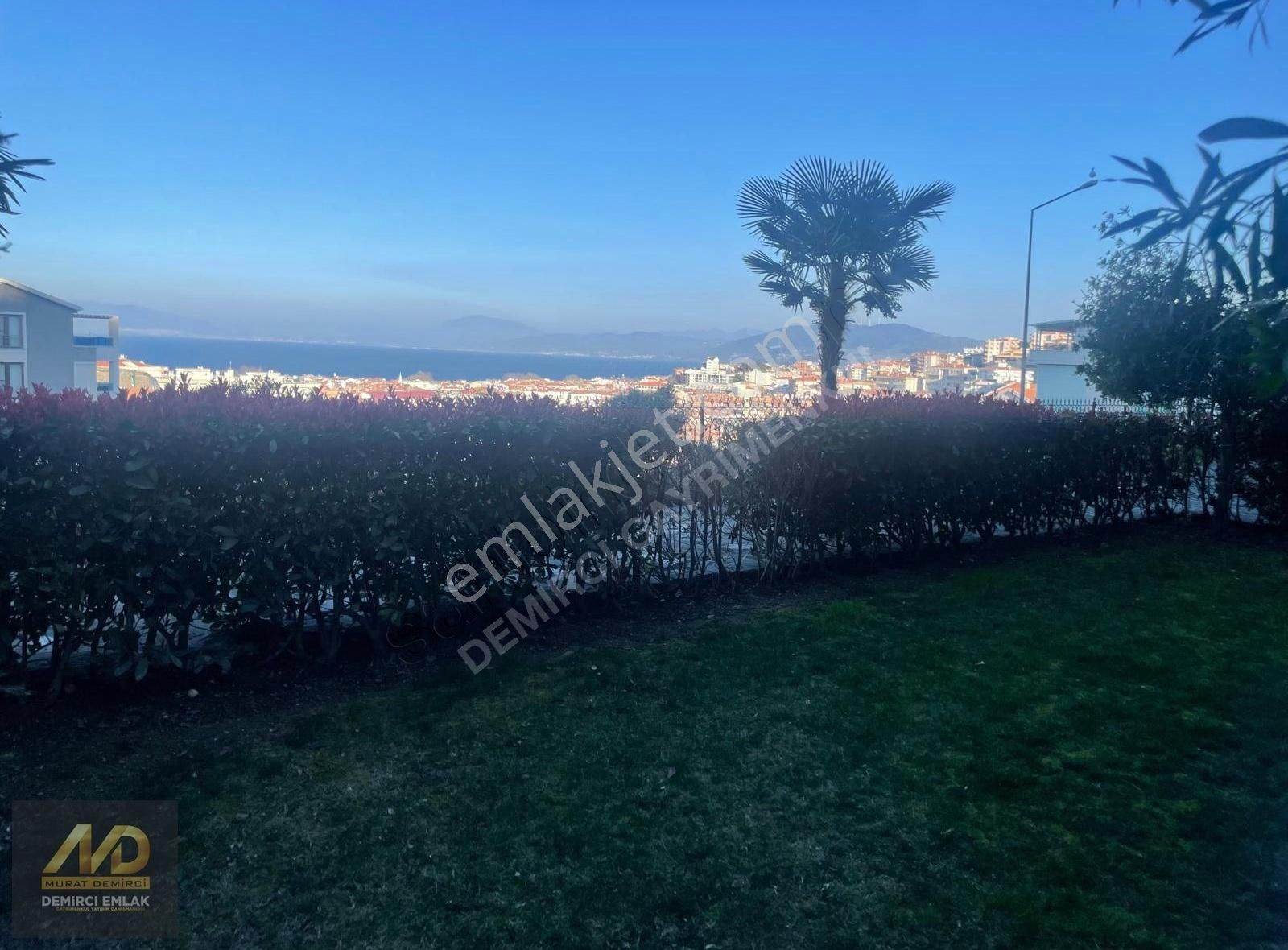 Mudanya Halitpaşa Satılık Daire Mudanya Halitpaşa Konakları'nda Full Deniz Manzaralı Bahçe Katı