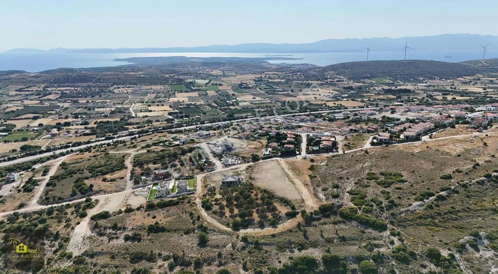 Çeşme Celal Bayar Satılık Konut İmarlı Toskanın Özel Parselleri 2 Adet Yan Yana Köşe Parsel Ve Yanı