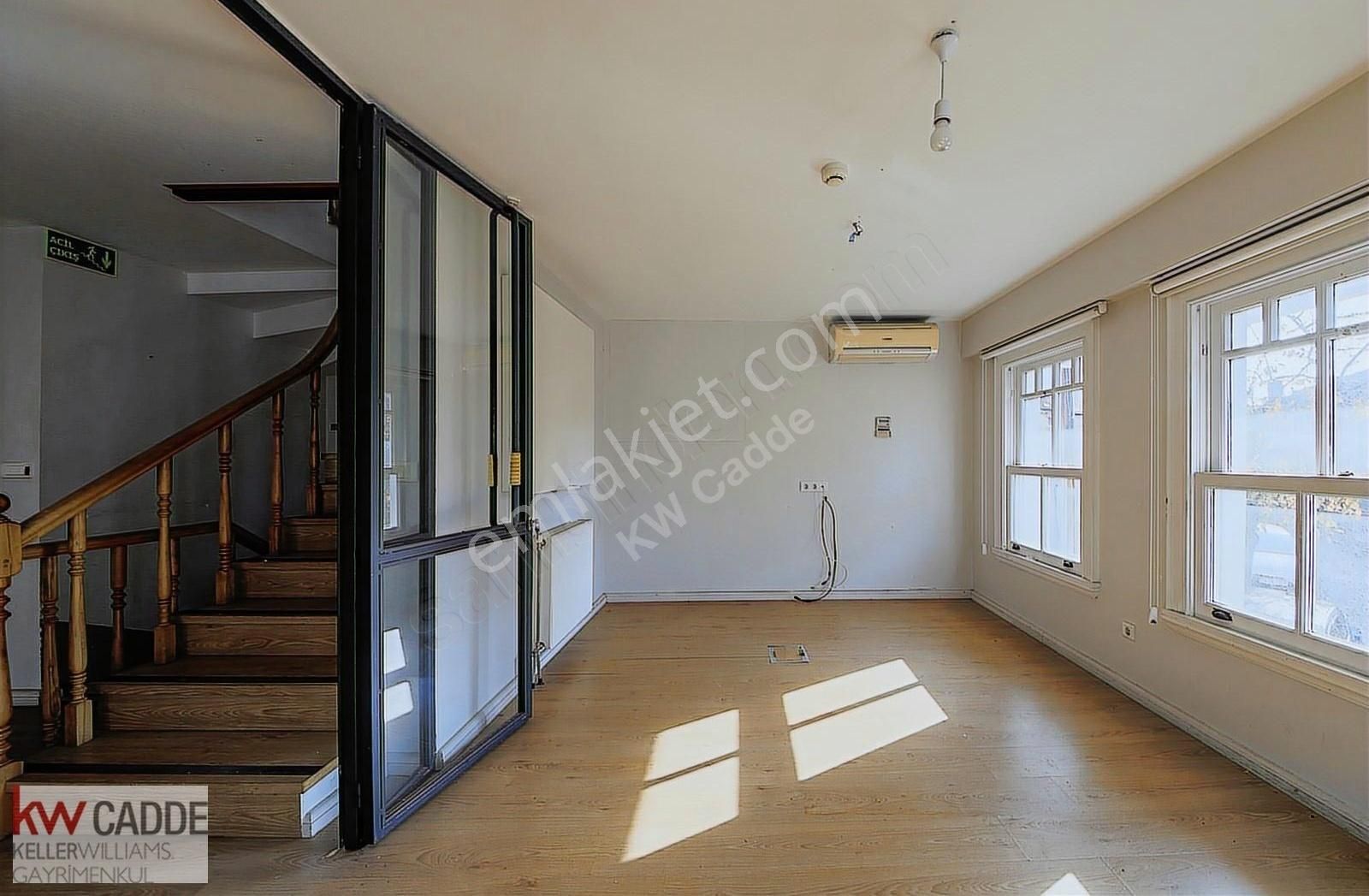 Kw Sinan'dan Beylerbeyin De Sahile 100mt Satılık Köşk & Konak - Görsel 15