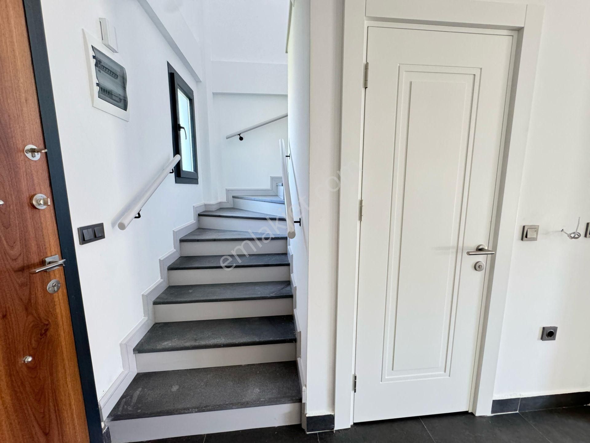 Turgutreis Merkez'de Satılık Tam Müstakil 4+1 Villa - Görsel 19