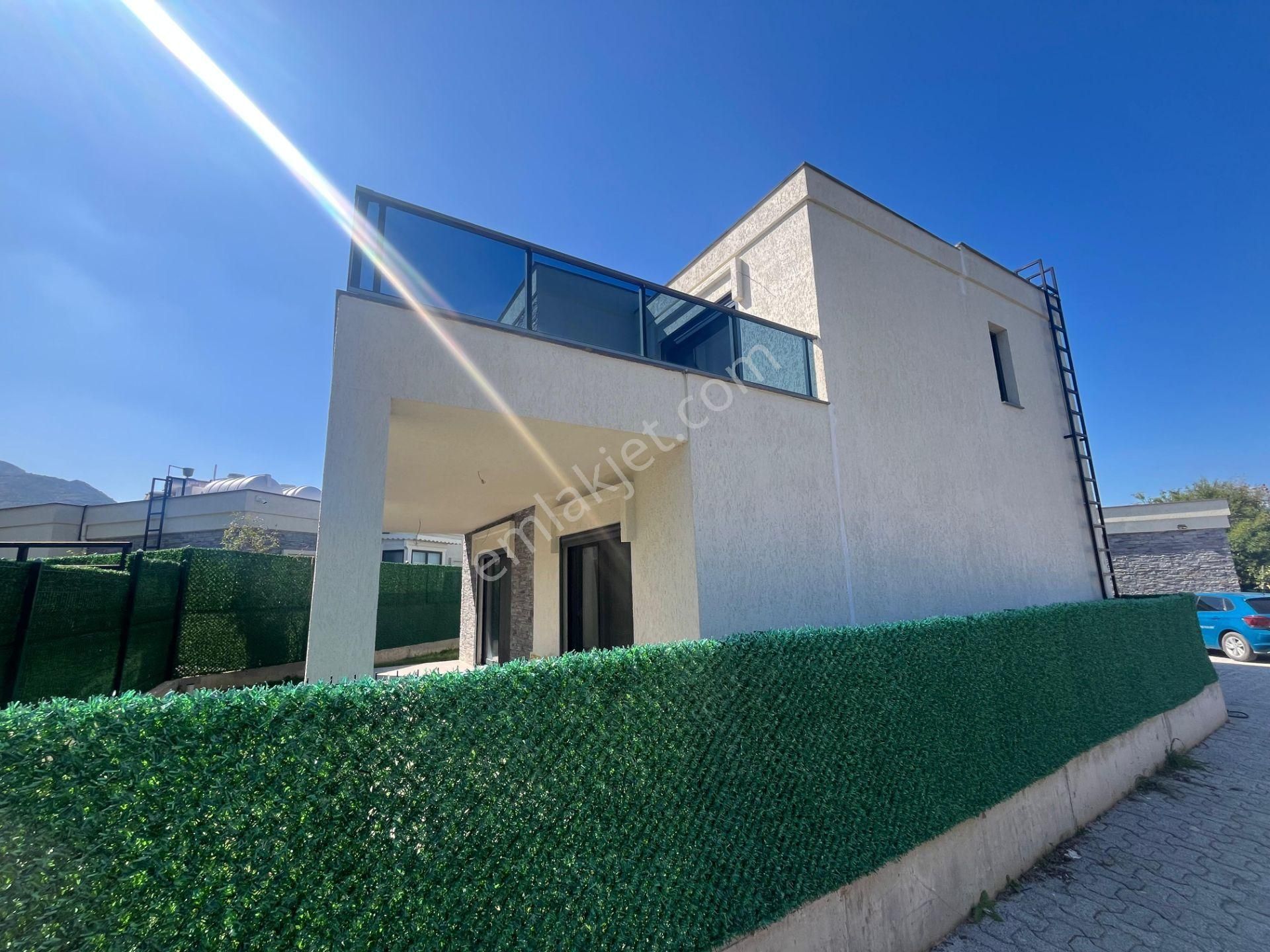 Turgutreis Merkez'de Satılık Tam Müstakil 4+1 Villa - Görsel 4