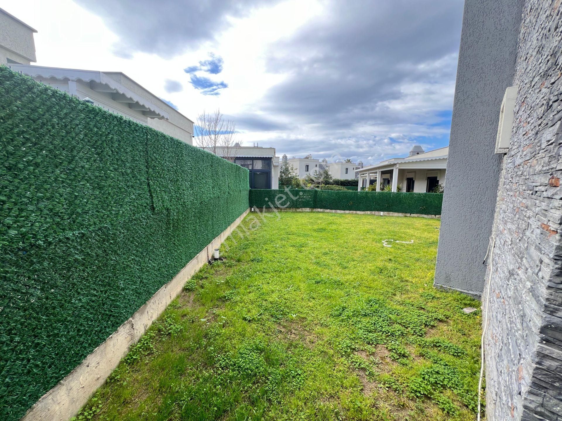 Turgutreis Merkez'de Satılık Tam Müstakil 4+1 Villa - Görsel 11