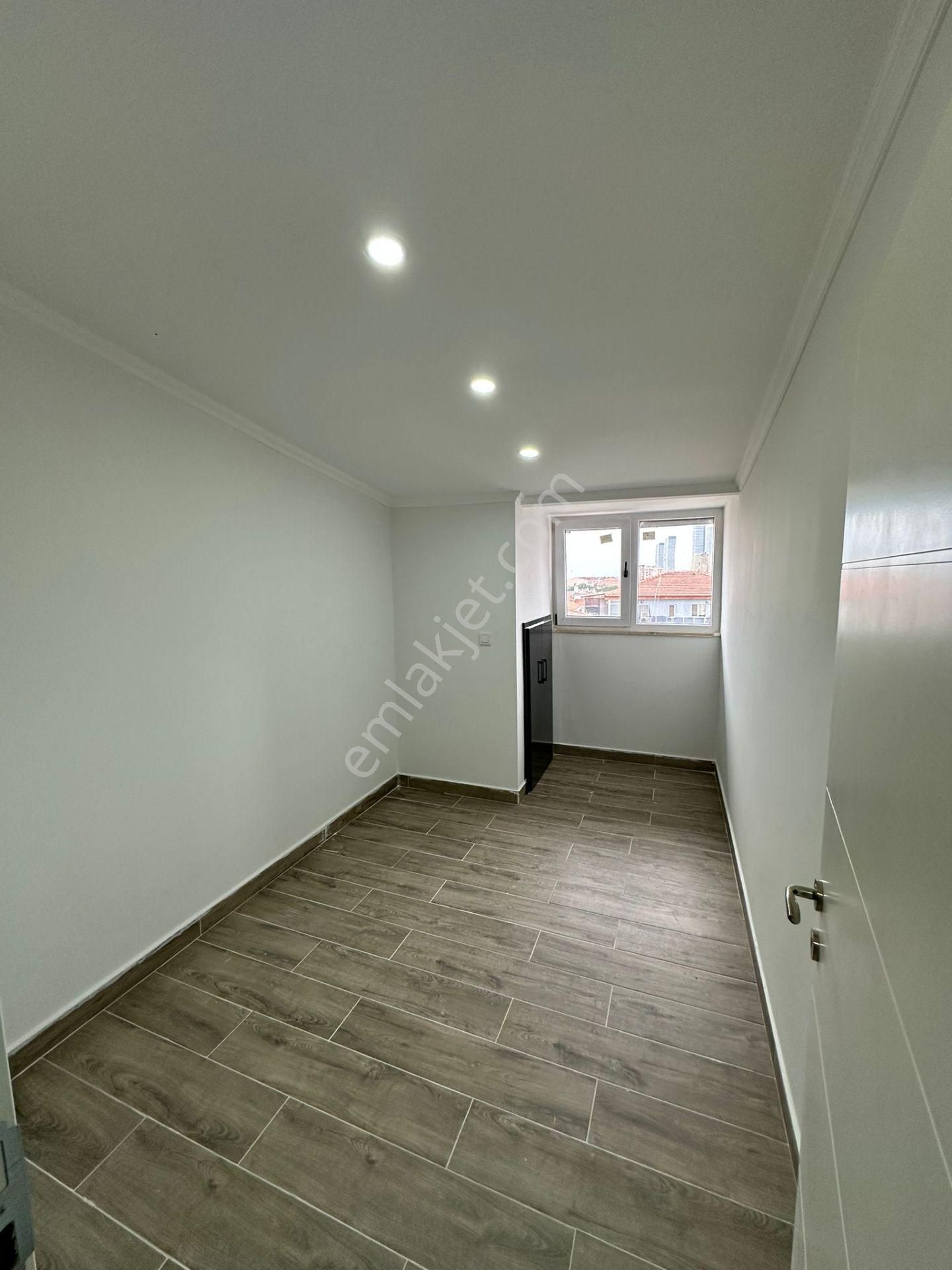 Pendik Batı Mahallesinde 4+1 Satılık Dubleks Daire - Görsel 13