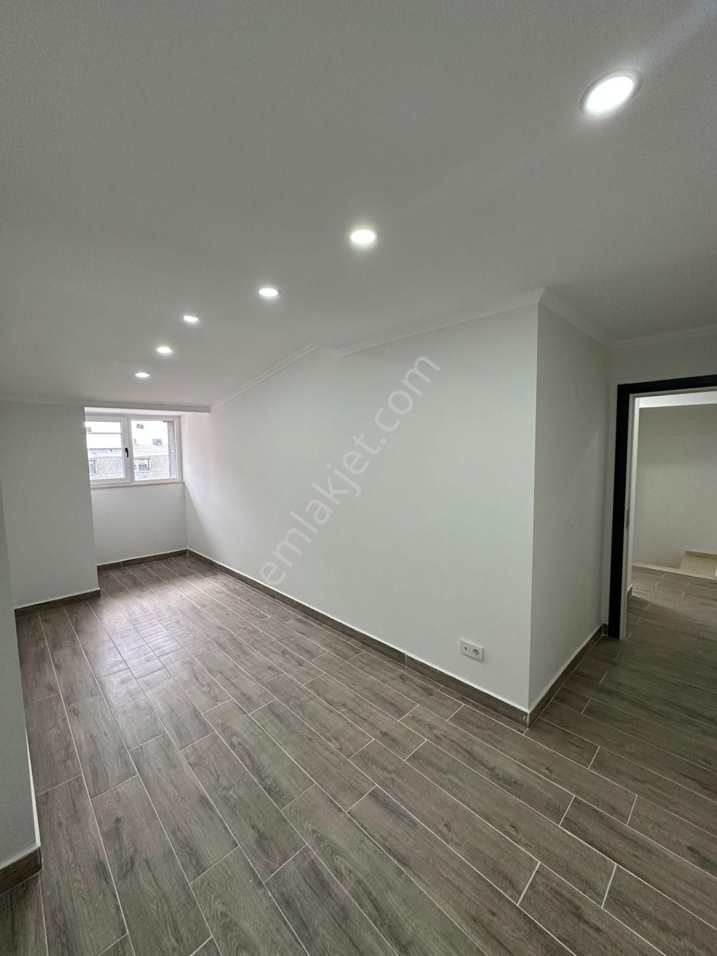 Pendik Batı Mahallesinde 6+1 Satılık Dubleks Daire - Görsel 13