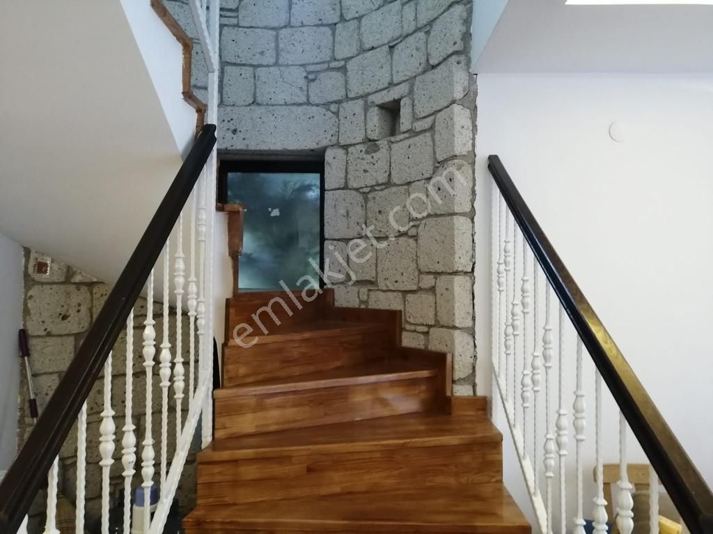 Alaçatı Gayrimenkulden Alaçatı Merkeze Ve Çamlıkyola Yakın Satılık Villa - Görsel 8