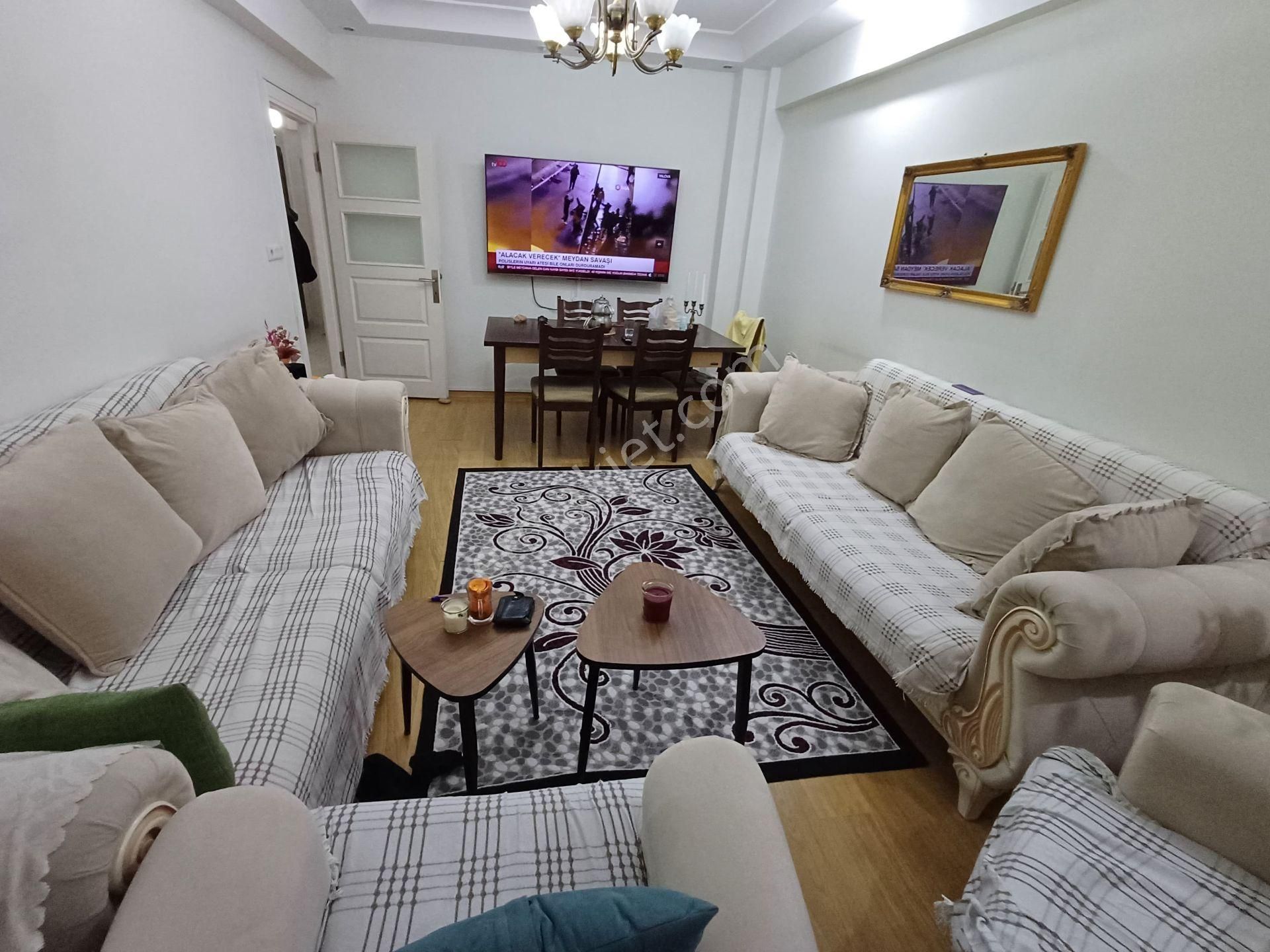 Zeytinburnu Veliefendi Satılık Daire Zeytinburnu Veliefendi Mah'de 2+1 72m²12yıllık Satılık Yüksek Giriş Daire Osmanlı Emlak