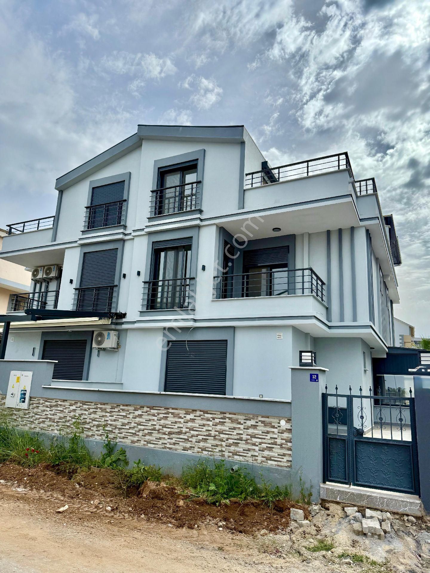 Era Didyma'dan Satılık Tripleks Villa