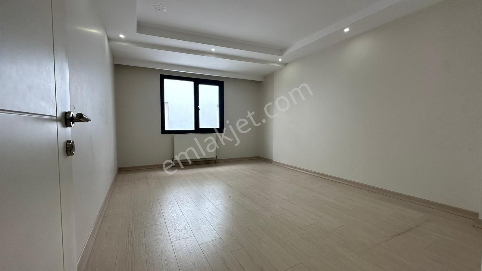 Bahçelievler Siyavuşpaşa Kiralık Daire Başokur'dan Bahçelievler Çamlık Caddesi Yakını 3+1 Kiralık