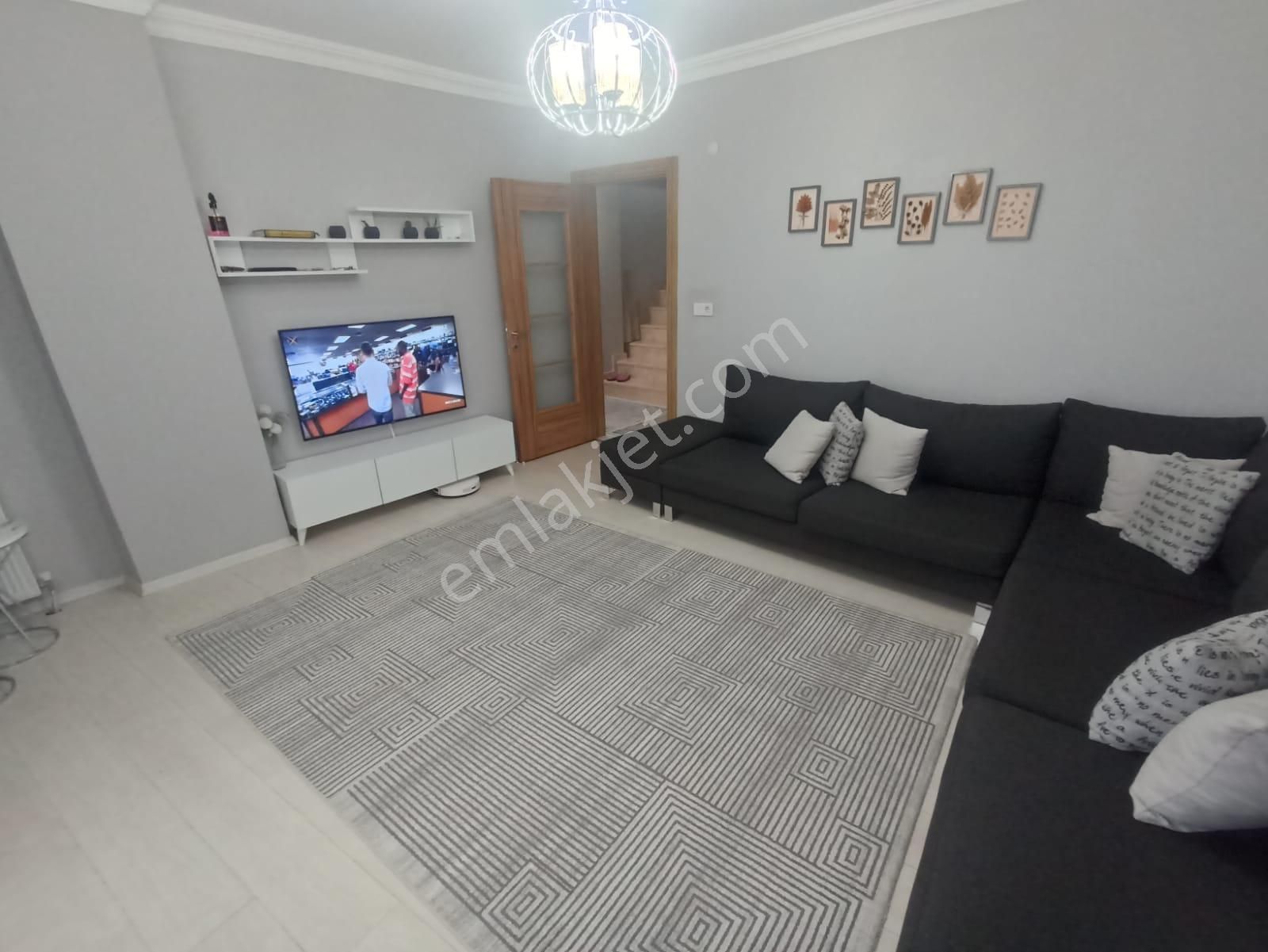 Çayırova Yeni Satılık Daire Çayırova Yenimahalle 3+1 Satılık Dubleks Daire