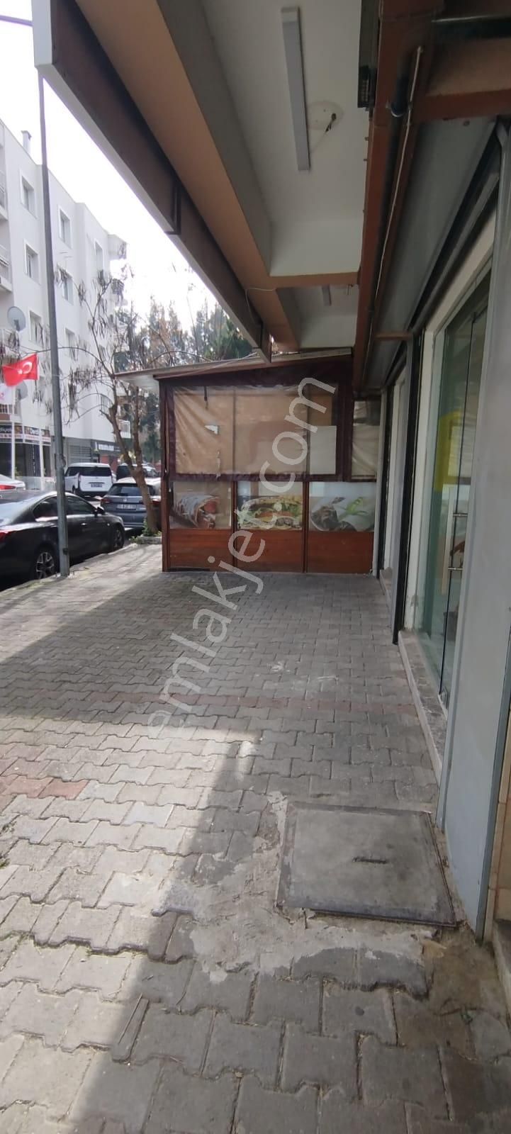 Gaziemir De İşlek Mevkii De Kurulu Düzeni İle E-ticaret Ve Butik - Görsel 13