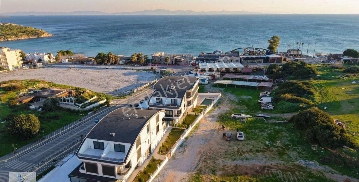 Didim Altınkum Satılık Daire Didim Altınkumda Denize 100 Metre Mesafede Deniz Manzaralı Eşyalı 3+1 Dubleks Daire