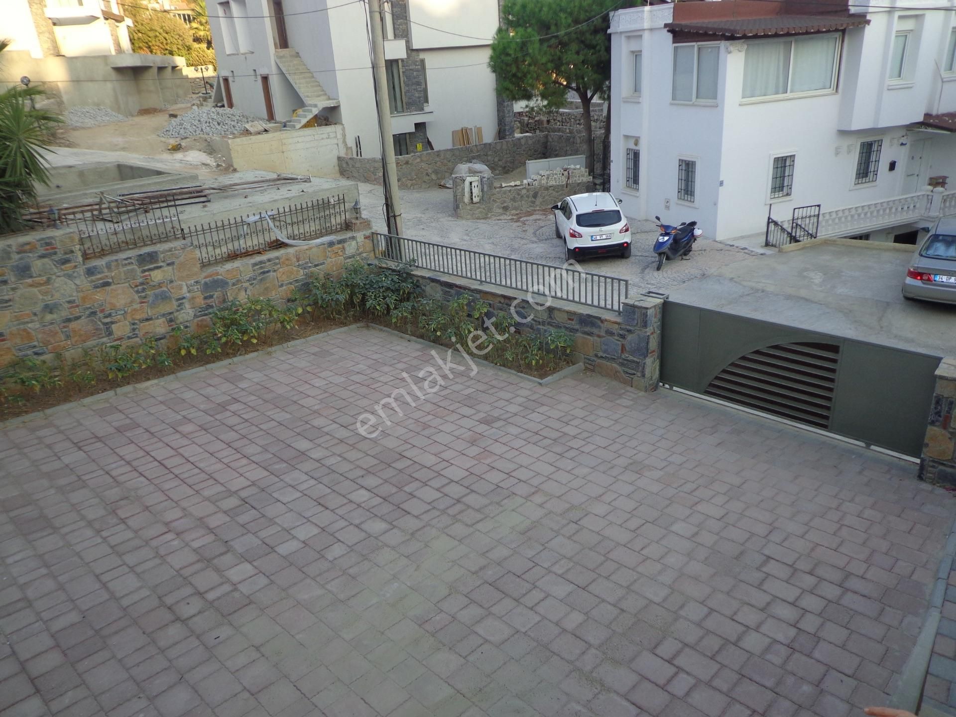 Bodrum, Asarlıkda, Denize 150m, Lüks 3+1 Dubleks Daire - Görsel 20