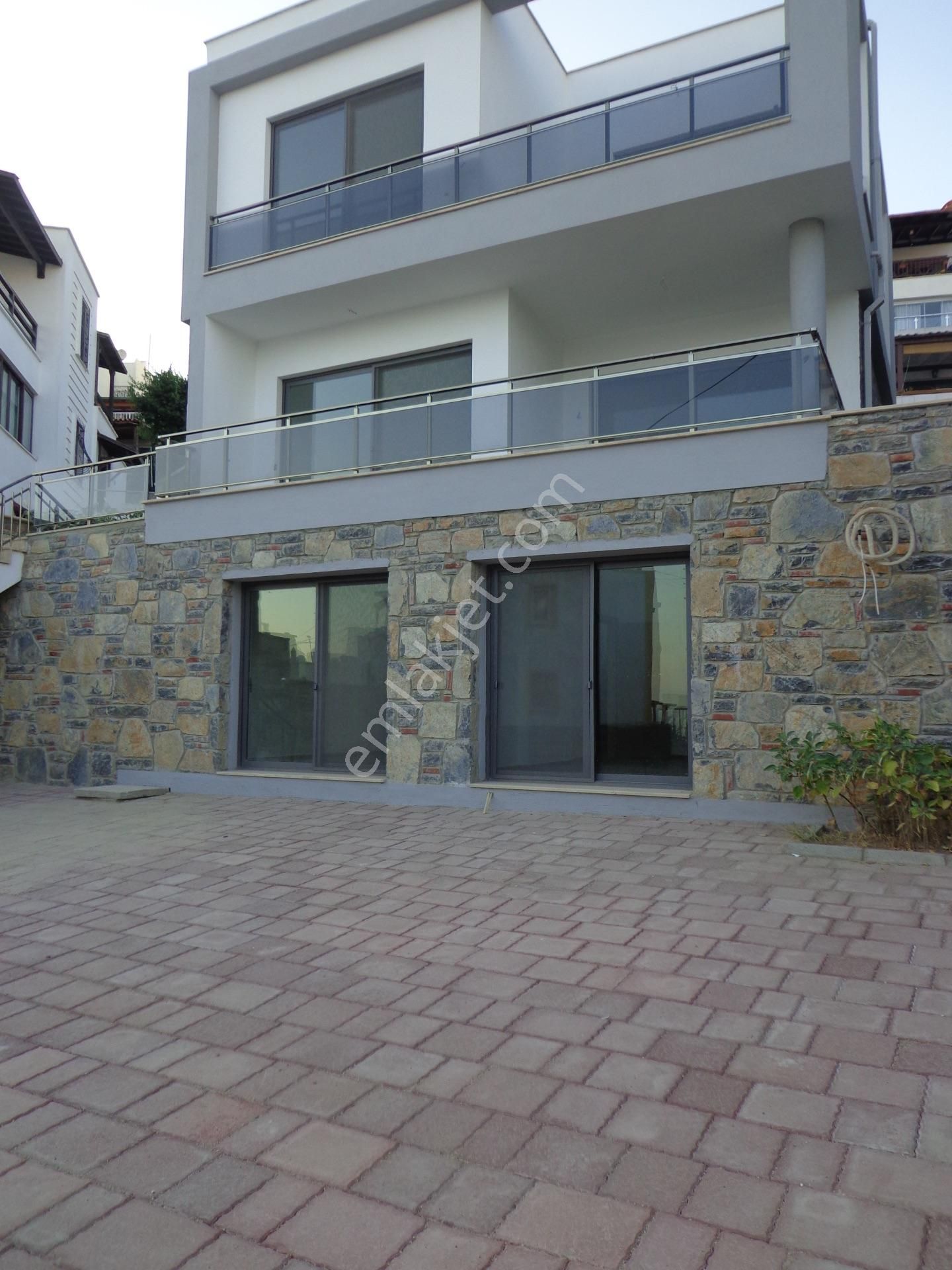 Bodrum, Asarlıkda, Denize 150m, Lüks 3+1 Dubleks Daire - Görsel 21