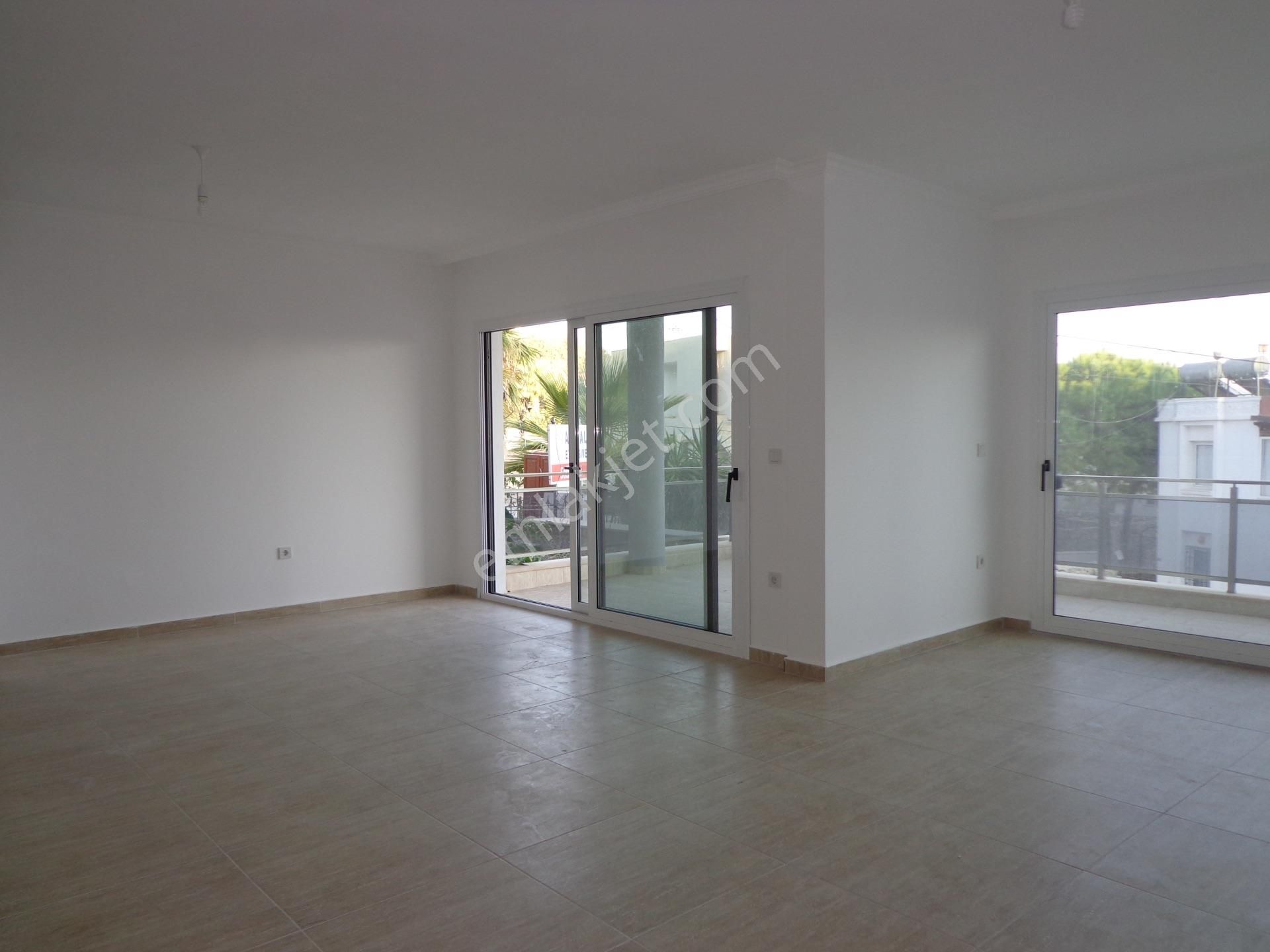 Bodrum, Asarlıkda, Denize 150m, Lüks 3+1 Dubleks Daire - Görsel 5
