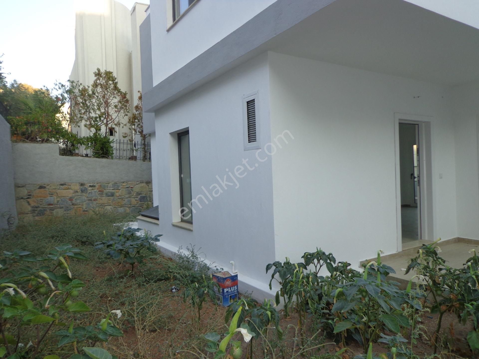 Bodrum, Asarlıkda, Denize 150m, Lüks 3+1 Dubleks Daire - Görsel 17