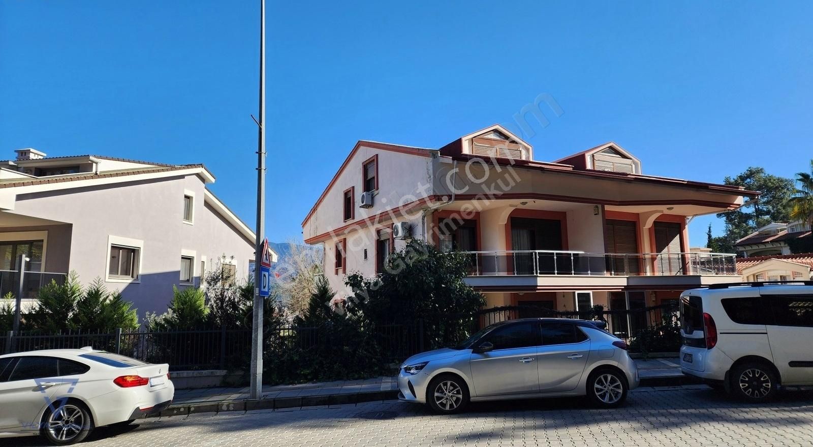 Marmaris Armutalan Satılık Daire Nezih Muhitte - Yeşil İle İç İçe - Satılık 3+1 Daire 145 M2