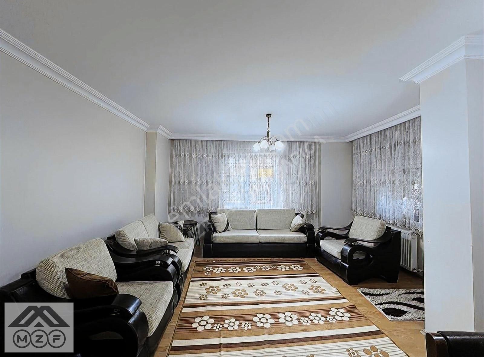 Darıca Yalı Satılık Daire Yalı Mah Millet Bahçesi Sahilde 4+1 200m2 Ferah Y.giriş Daire