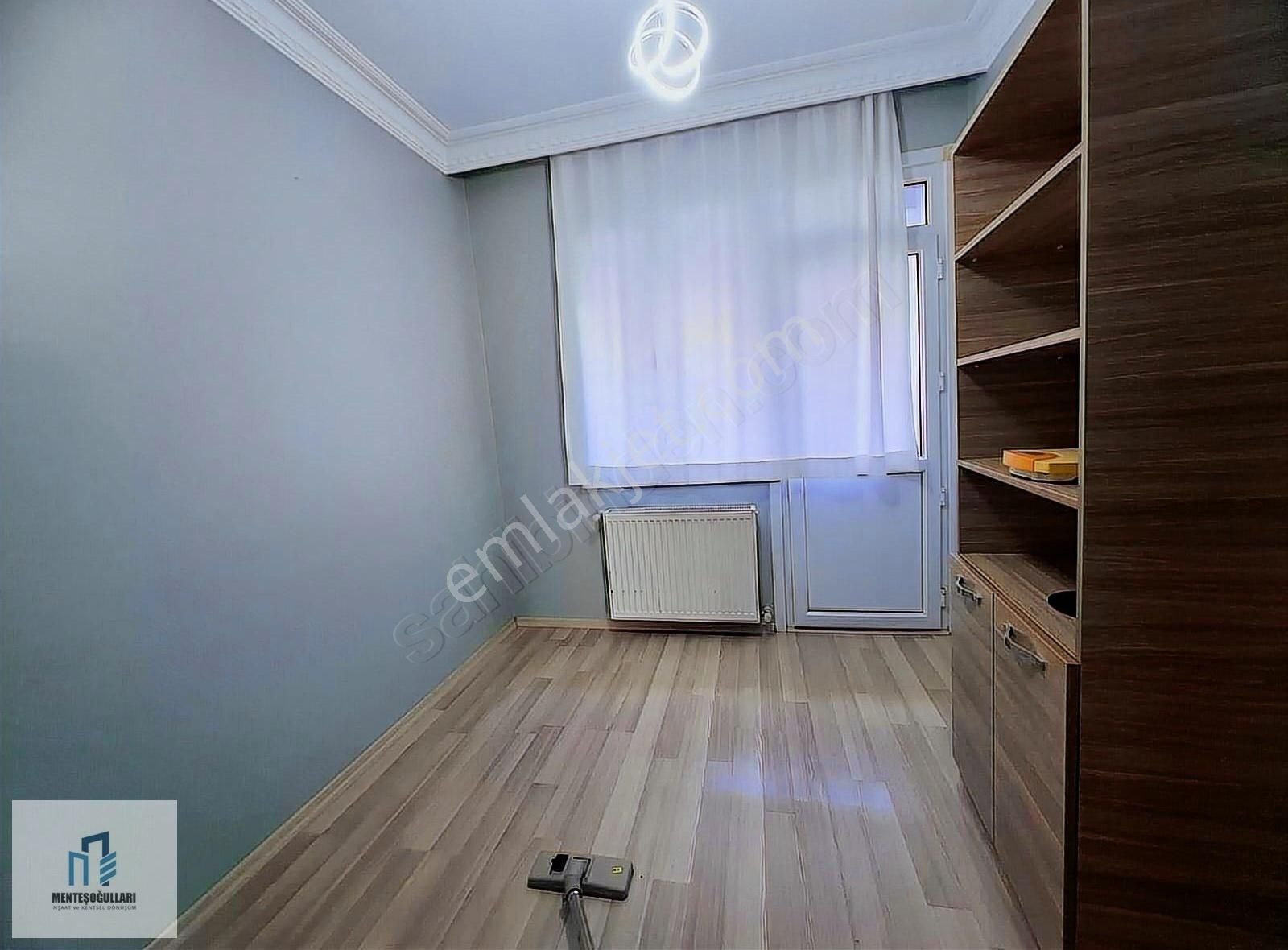 Zeytinburnu Nuripaşa Satılık Daire Nuripaşada 8 Yıllık Binadan 3+1 110m2 3 Kat Tek Daire Üzeri