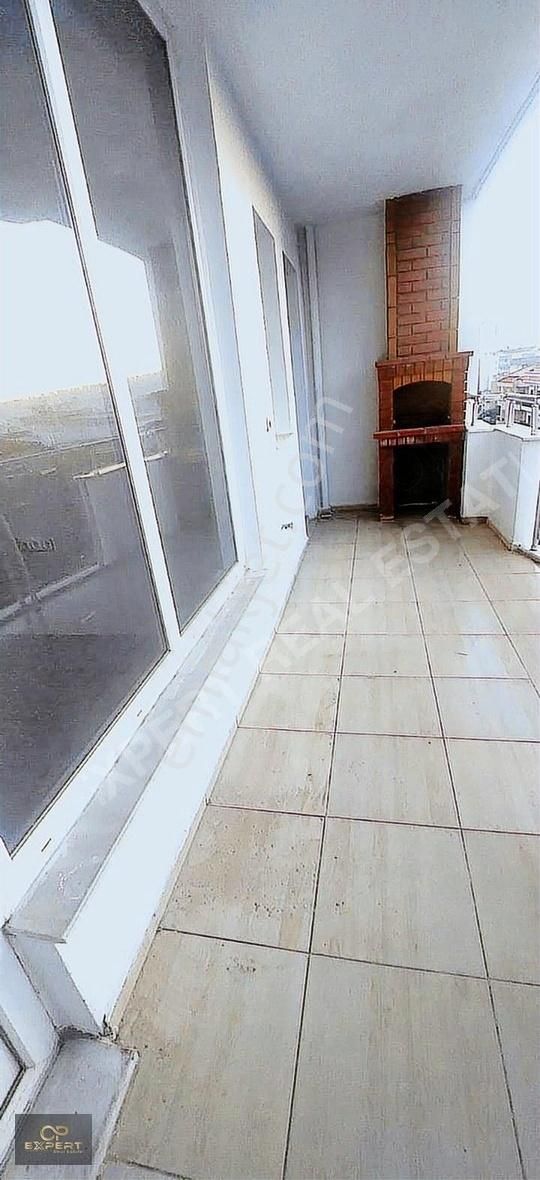 Kuşadası Cumhuriyet Satılık Daire Kuşadası Tam Merkezde Temiz 3+1