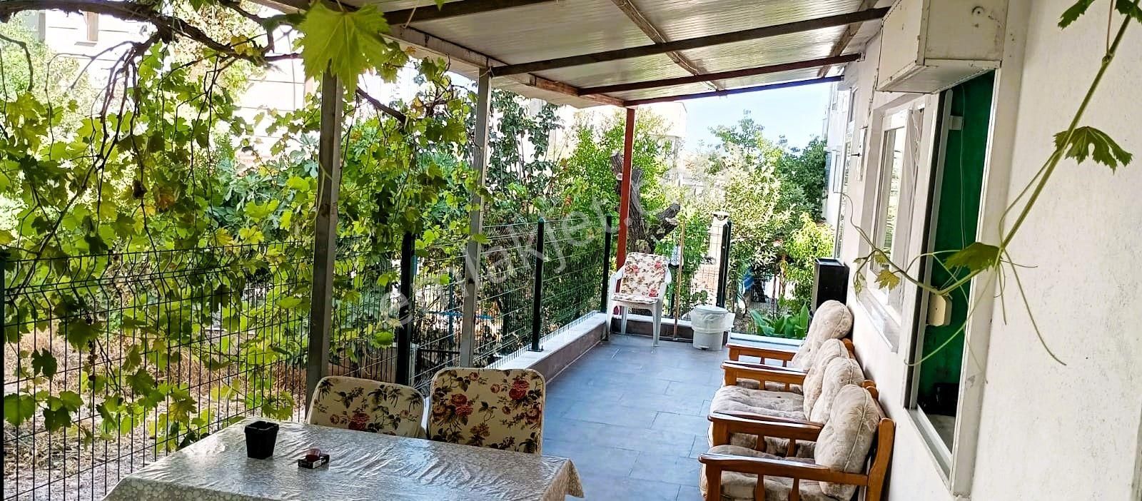 Kuşadası Güzelçamlı'da Deniz Manzaralı 5+1 Villa