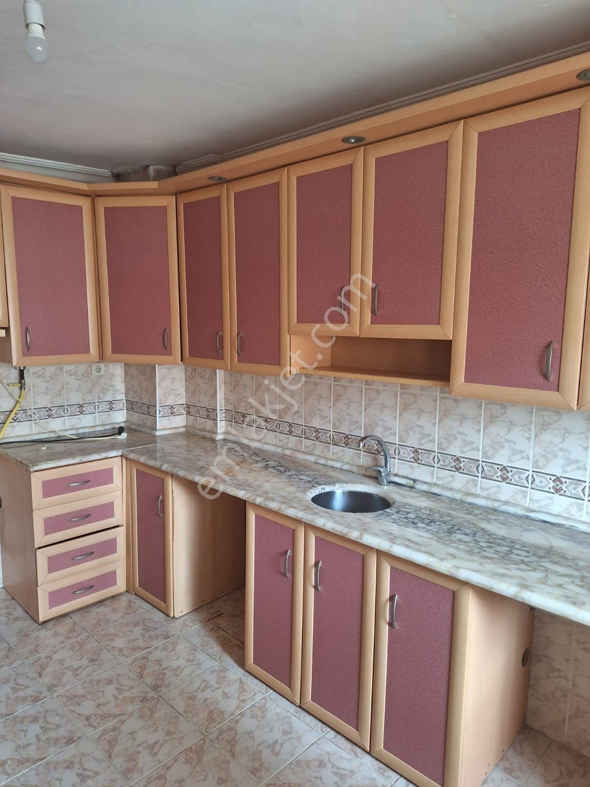 Rize Merkez Müftü Kiralık Daire Müftü Mahallesinde Kiralık Daire