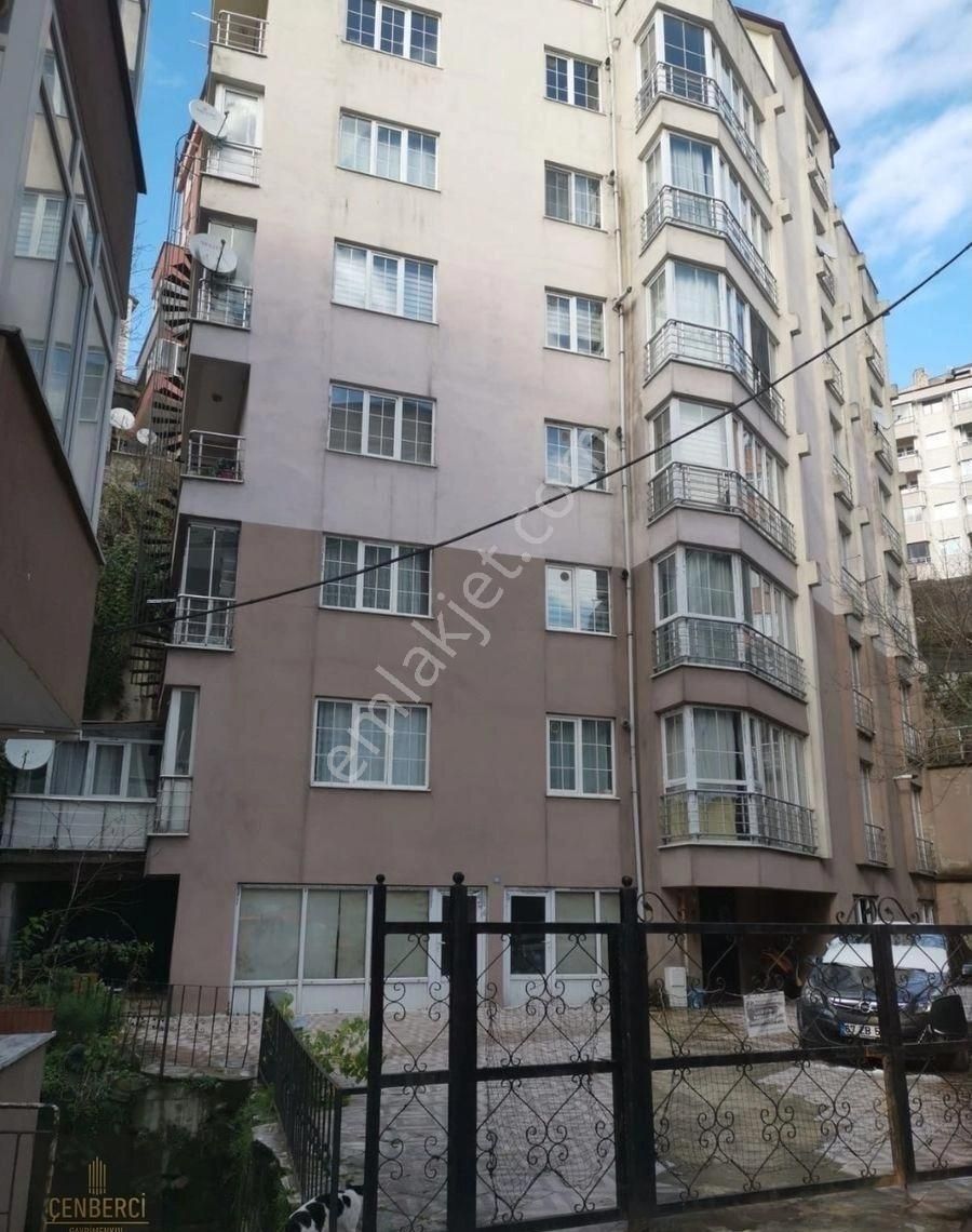 Zonguldak Merkez Meşrutiyet Kiralık Daire Çenberci'den 467evlerde Hast Çarşıya Yakın Eşyalı Kiralık 1+1 Daire