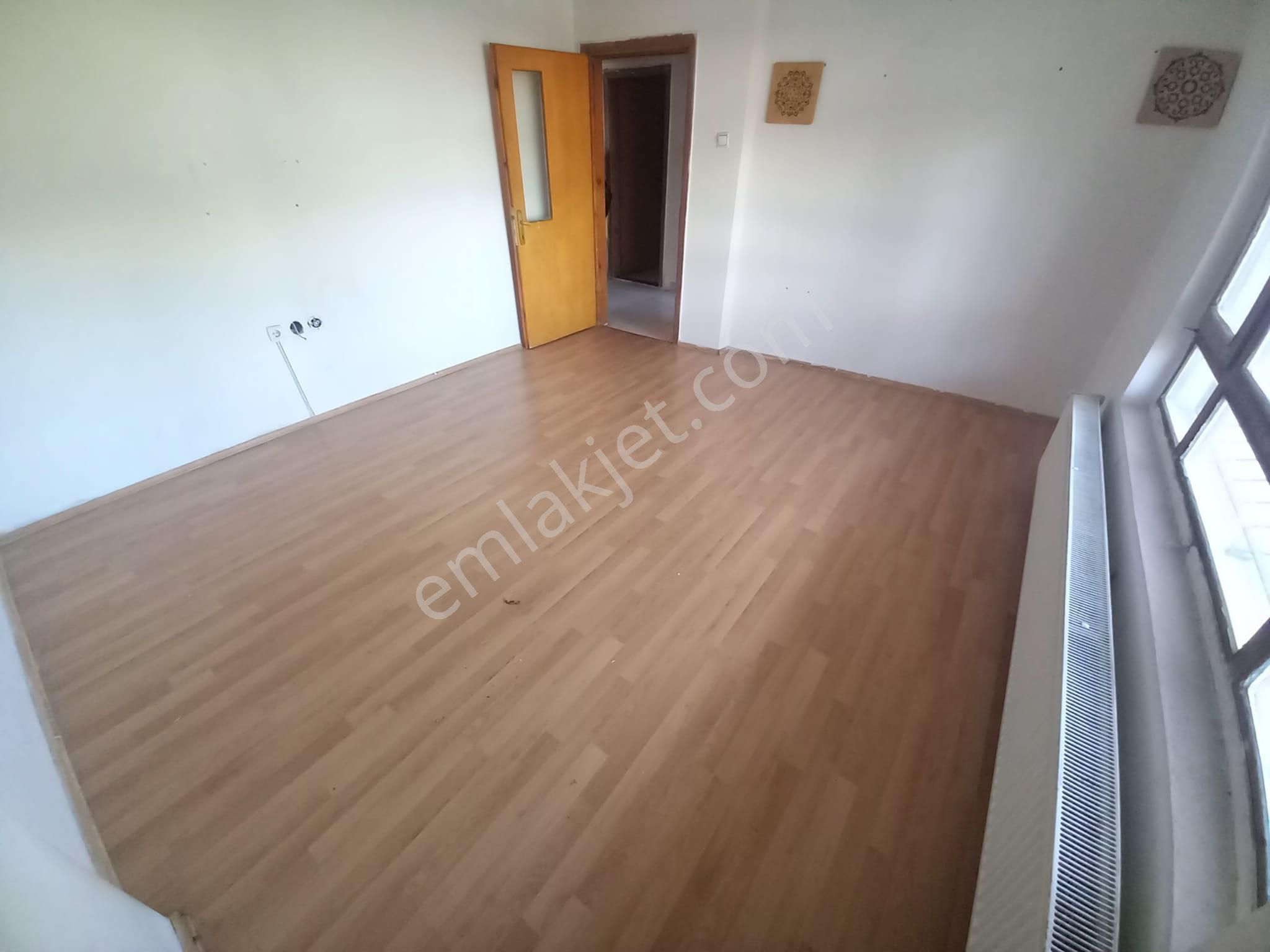 Sincan Atatürk Satılık Daire Emlak Prestijden 2+1 Bagımsız Salon Yüksek Giriş Daire