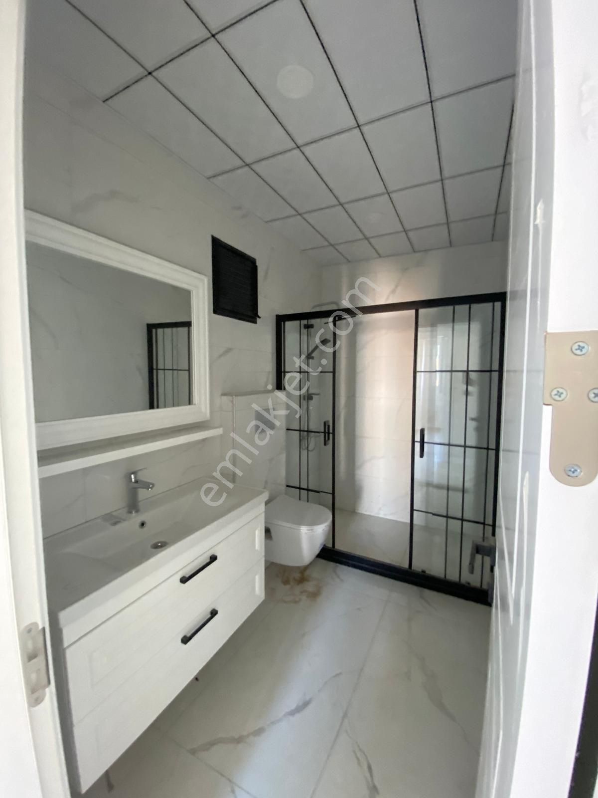 Geniş Kullanışlı Lüx Daire - Görsel 12