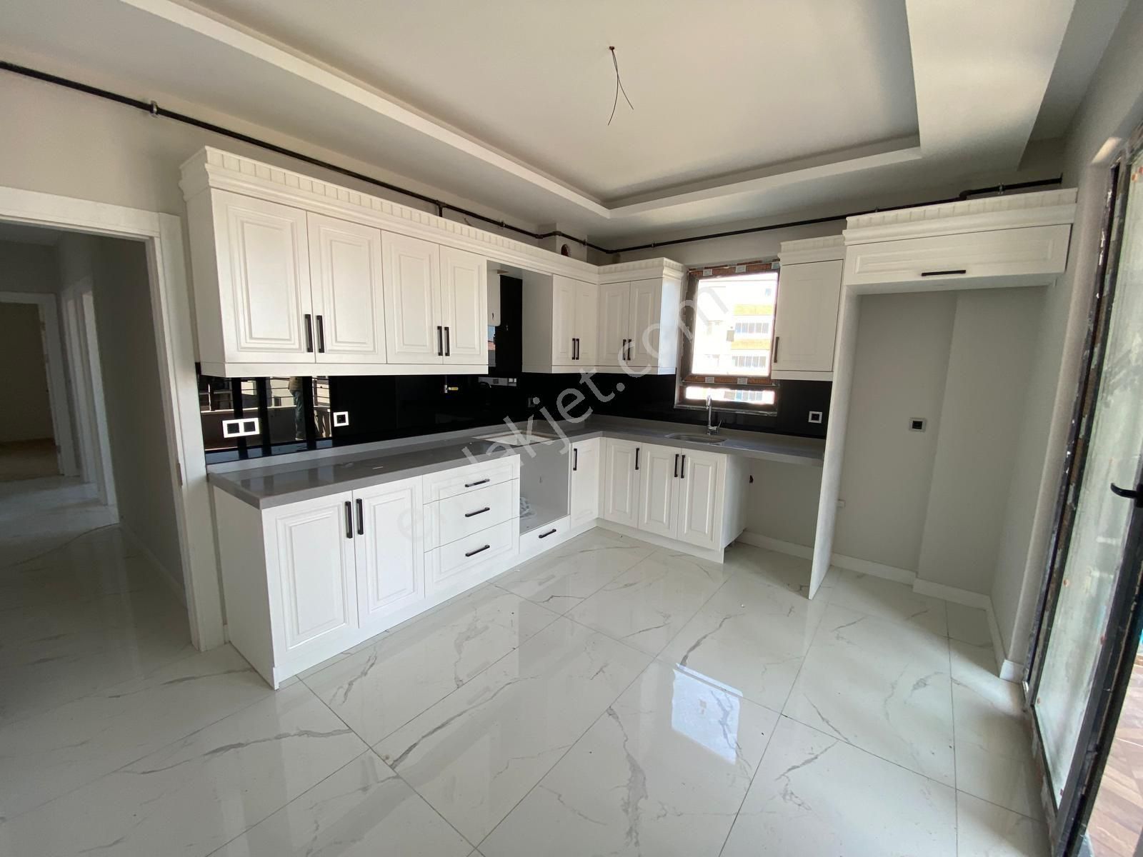 Geniş Kullanışlı Lüx Daire - Görsel 8