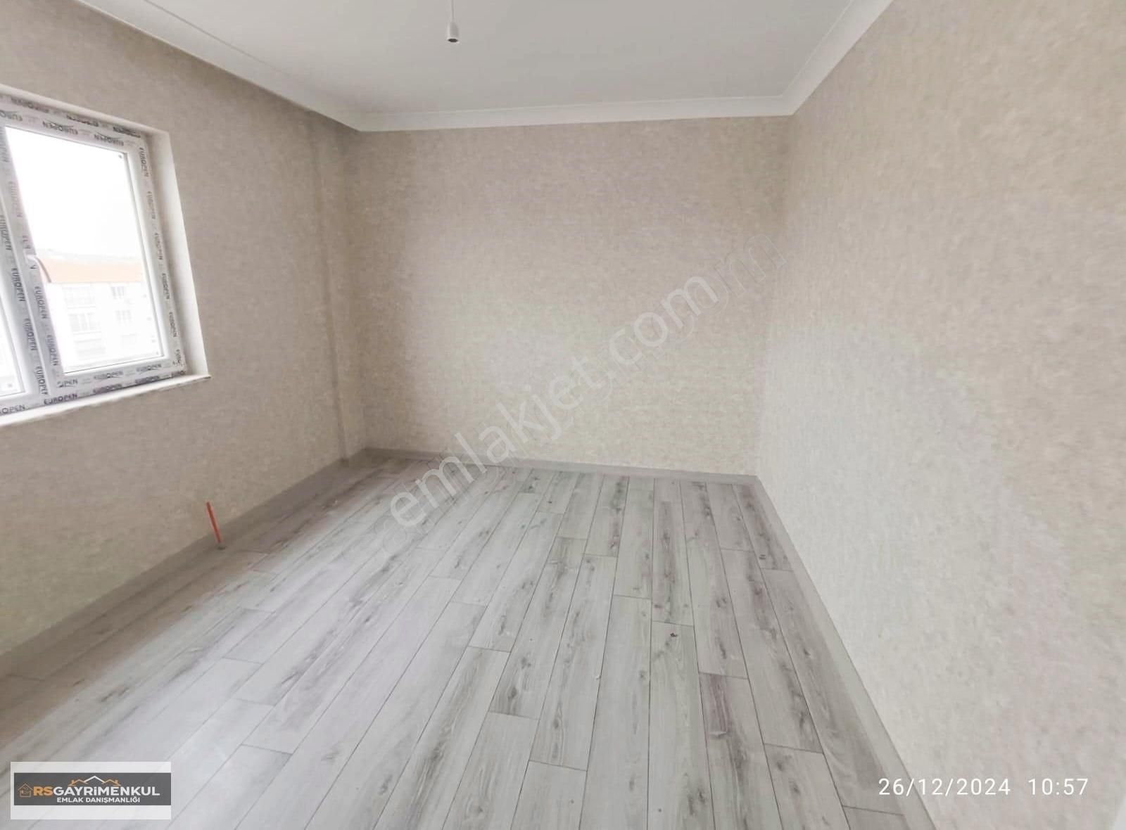 Sincan Fevzi Çakmak Satılık Daire **rs Den Merkezin Göbeğinde 160m2 5+1 Kullanışlı Teras