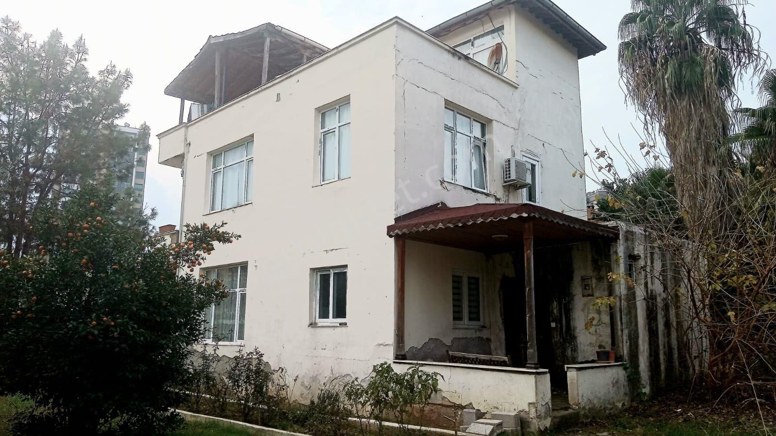 Mezitli Akdeniz Satılık Daire Şaika Villaları Tripleks Ev