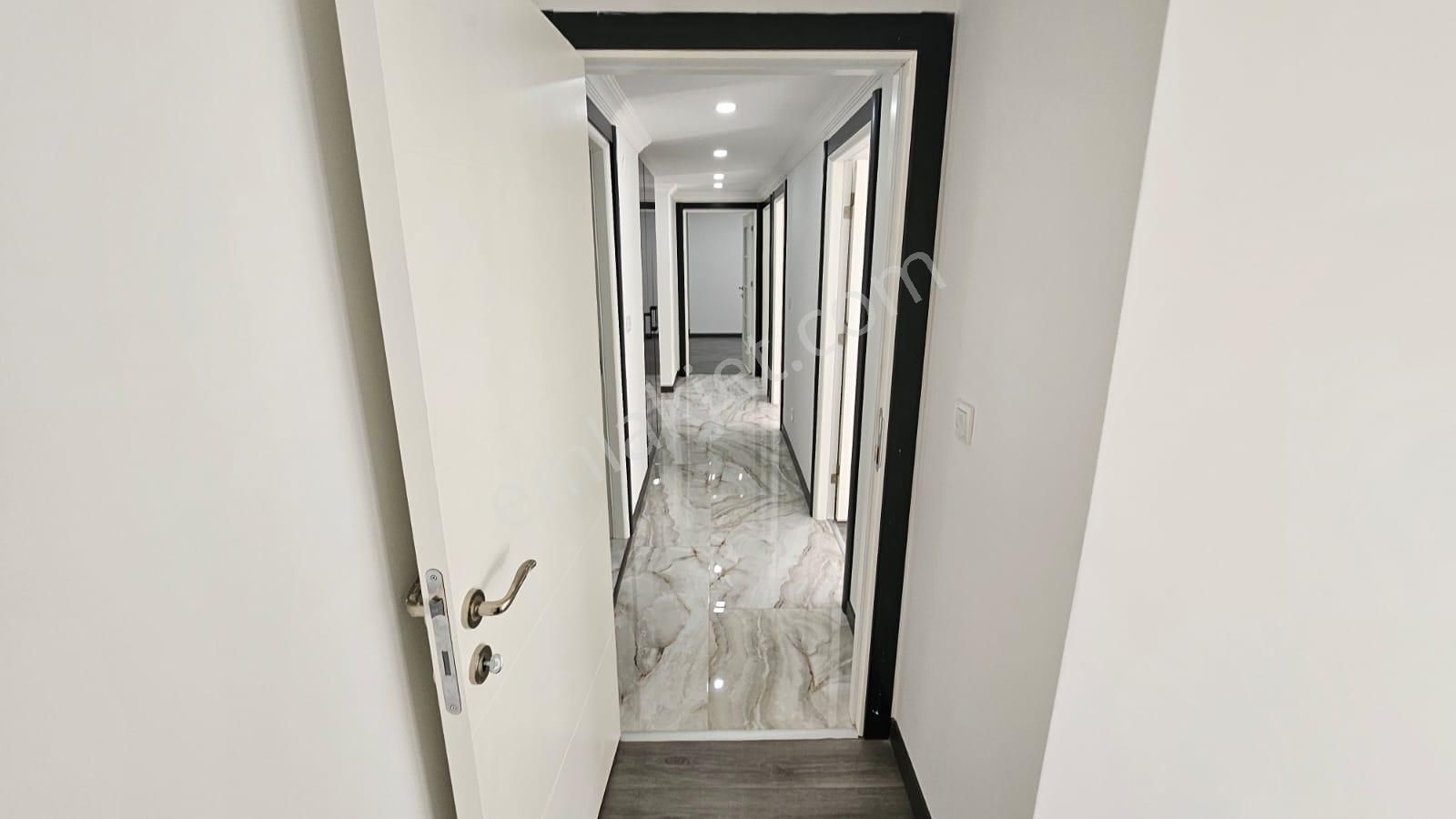 Pendik Batı Mahallesinde 3+1 Satılık Daire - Görsel 2