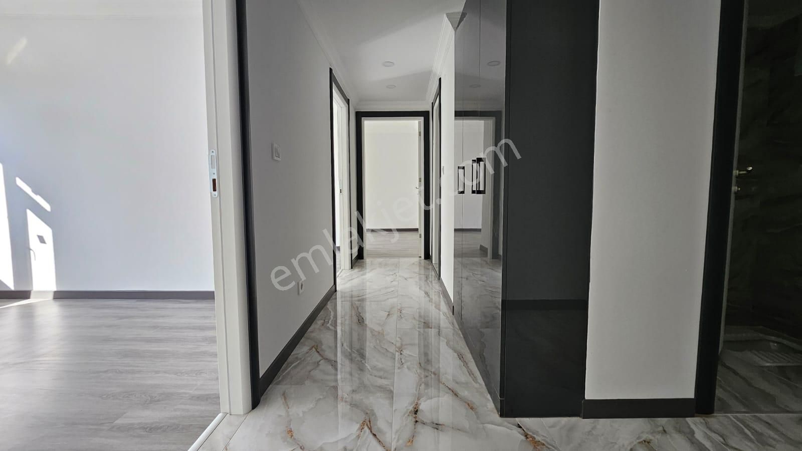 Pendik Batı Mahallesinde 3+1 Satılık Daire - Görsel 11