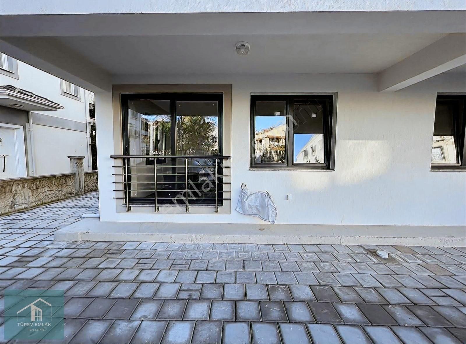 Fethiye Foça Satılık Daire Fethiye Foça Mh.de Satılık 2+1 Giriş Kat Daire