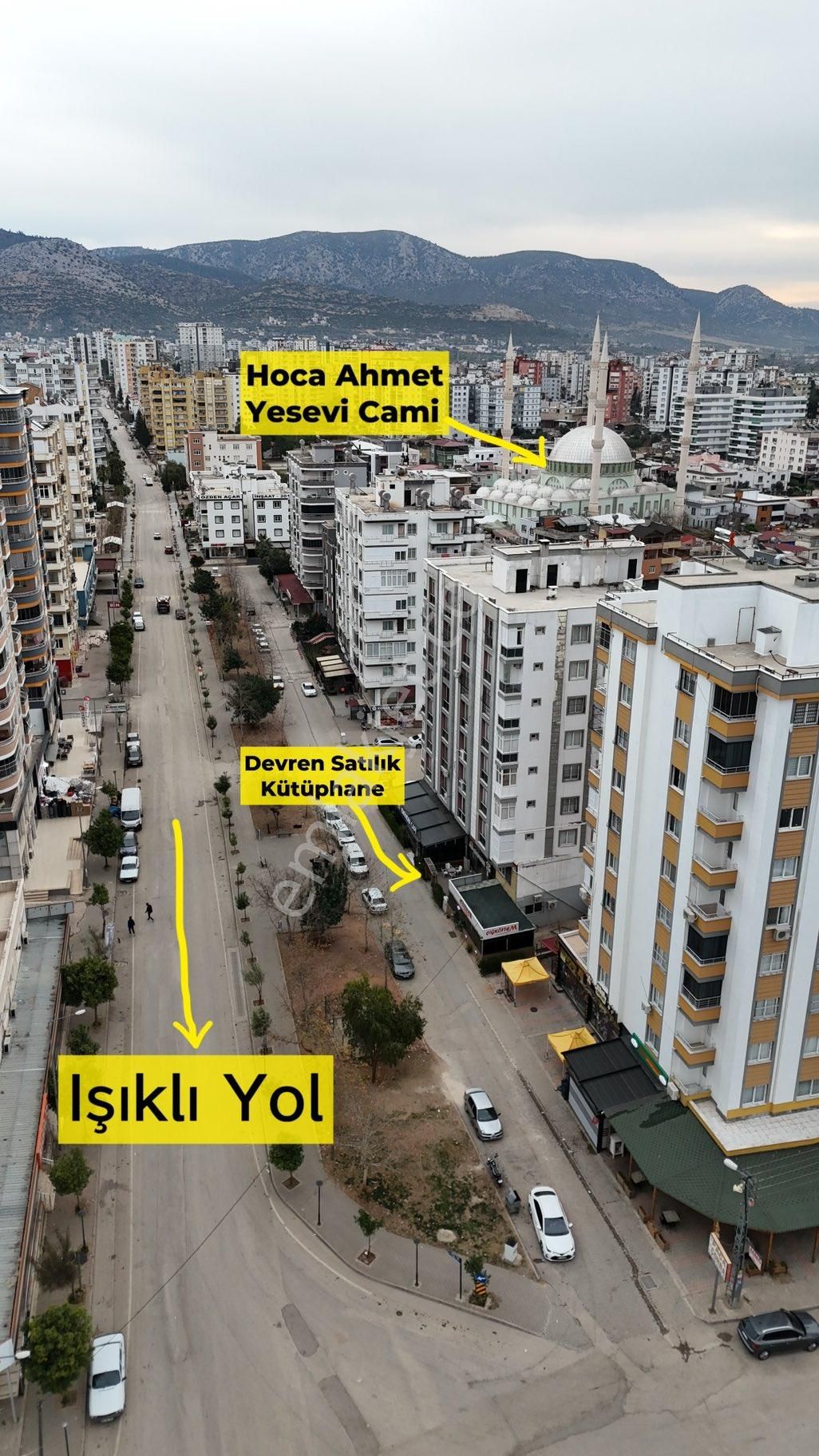 Kozan Karacaoğlan Devren Dükkan & Mağaza Kozan Divan Emlak’tan Işıklı Yolda Devren Satılık Kütüphane