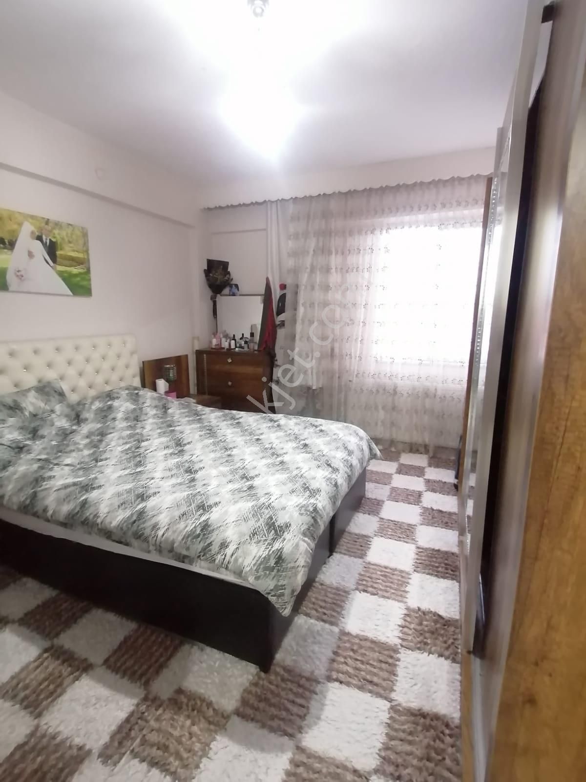 Deliktaş Oymataş Sitesinde Asansörlü Doğalgazlı Çift Balkonlu 3+1/145 M2 Daire 3.200.000 Tl !!! - Görsel 16