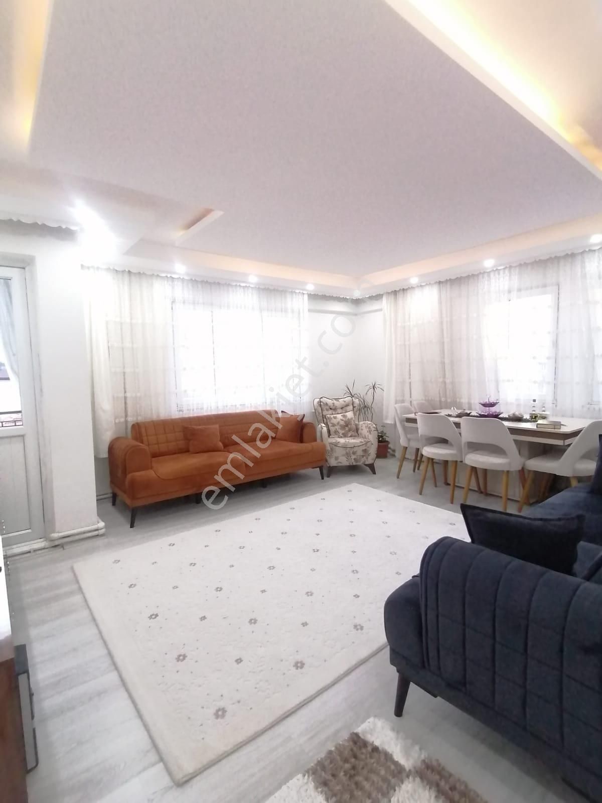 Deliktaş Oymataş Sitesinde Asansörlü Doğalgazlı Çift Balkonlu 3+1/145 M2 Daire 3.200.000 Tl !!! - Görsel 6